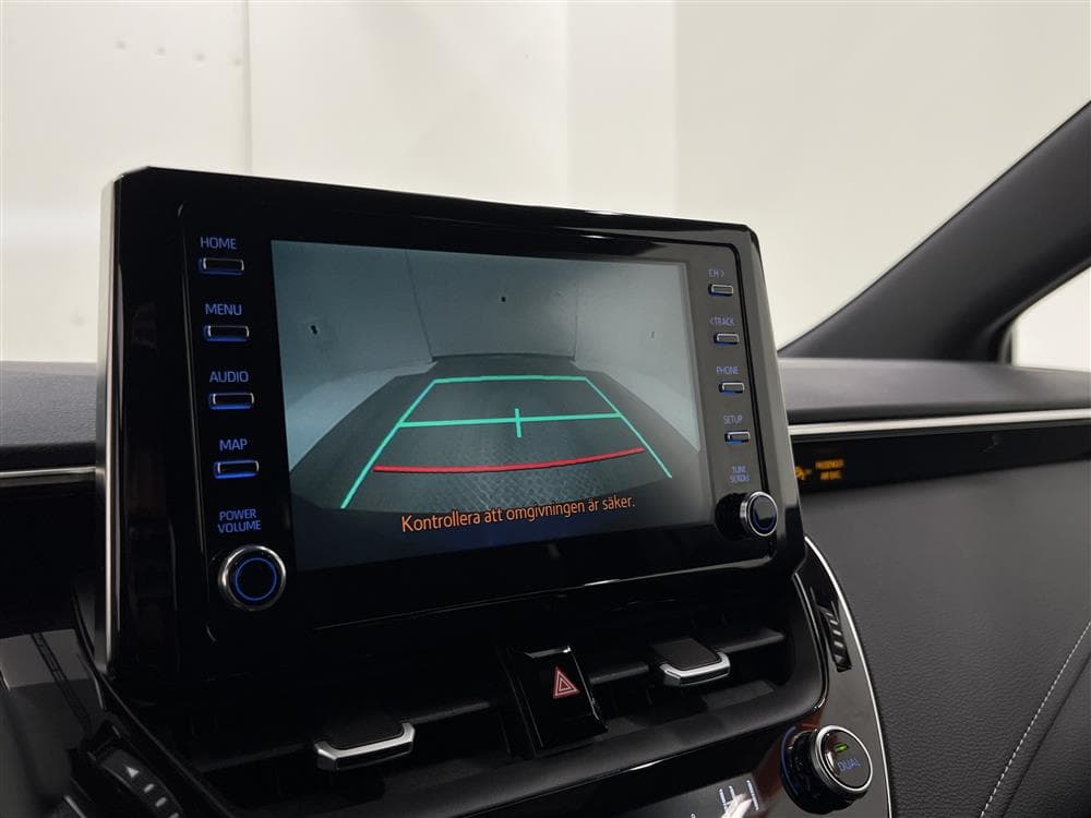 Toyota Corolla 2.0 Hybrid 180hk B-Kam L-Assist Miracast