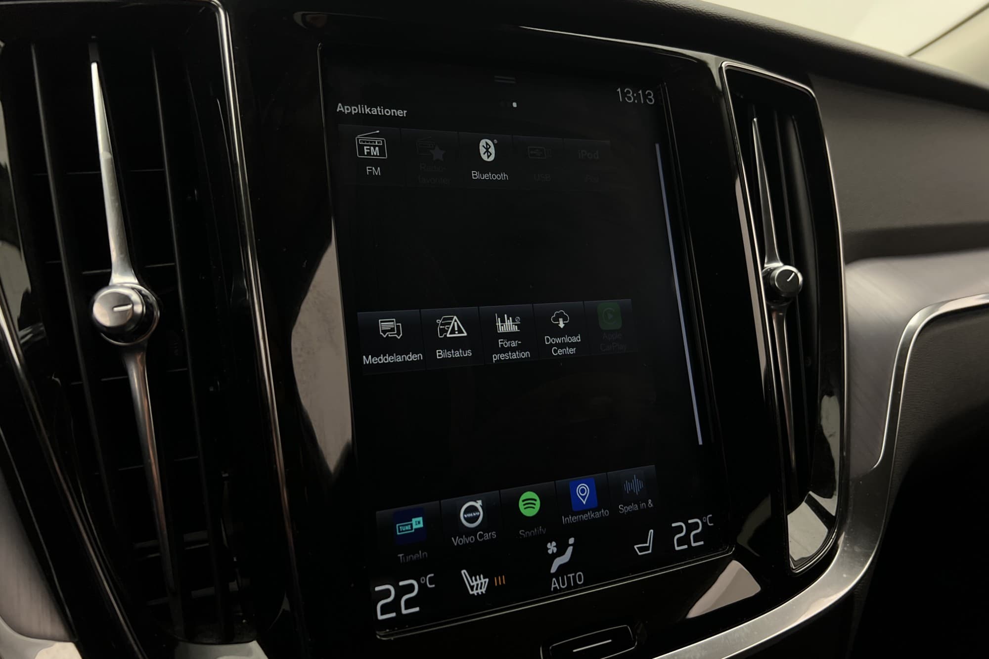 Volvo V60 D3 Momentum Värmare CarPlay Dragkrok MOMS