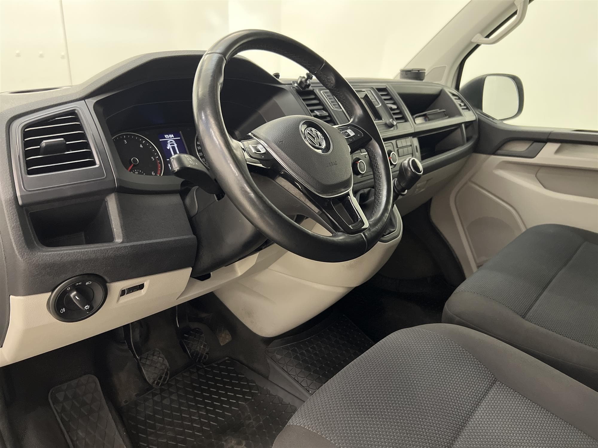 Volkswagen Transporter 2.0TDI L2 Värmare Drag V-Inredd  