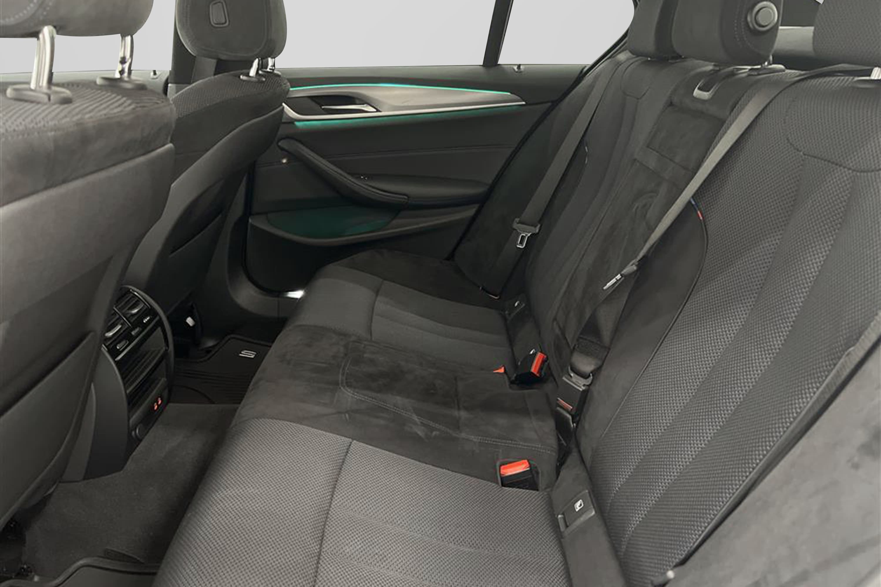 BMW 530e iPerformance 252hk M Sport Backkamera HiFi Naviinteriör