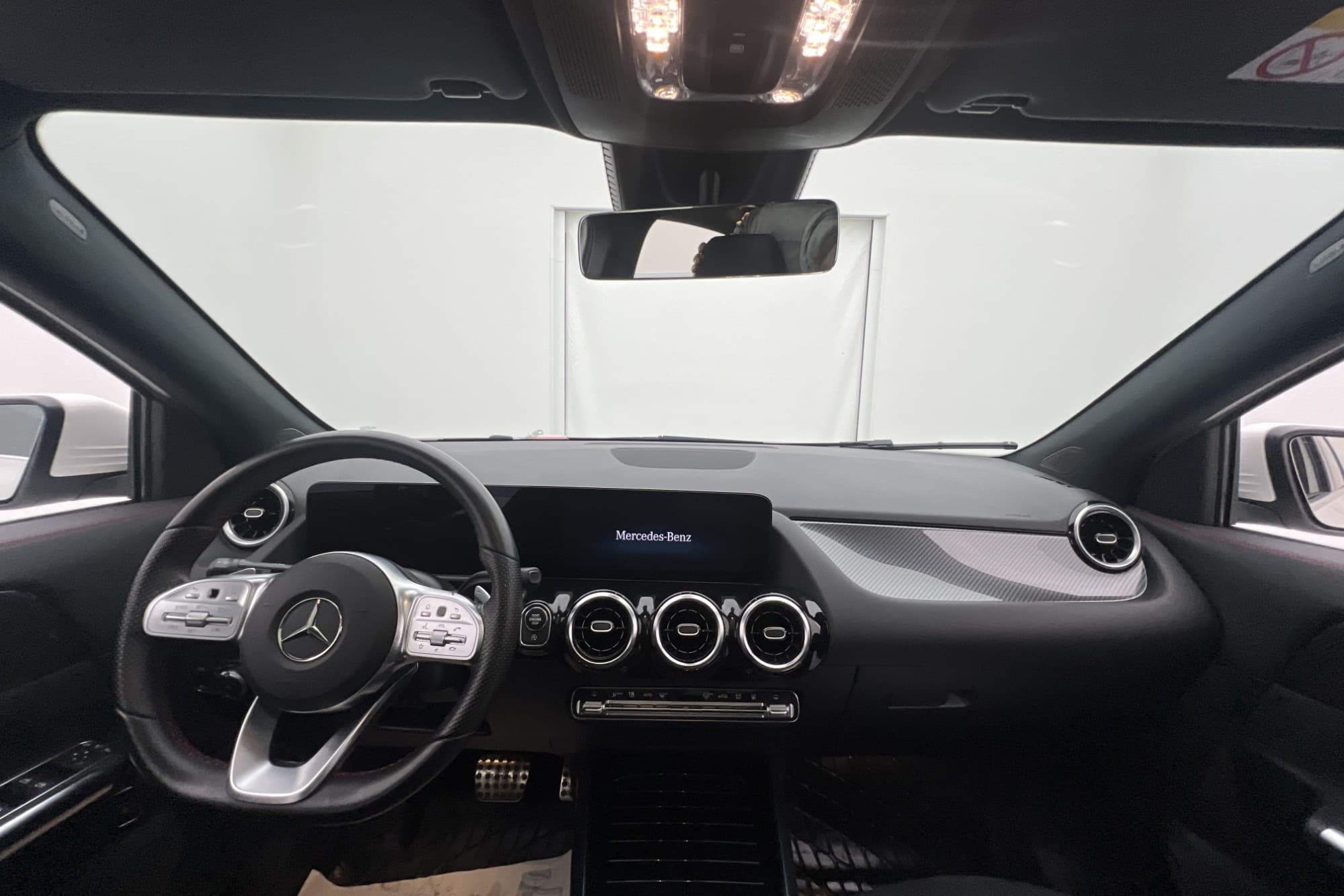 Mercedes-Benz GLA 200 163hk AMG Pano P-Värm Wide Kamera MOMS
