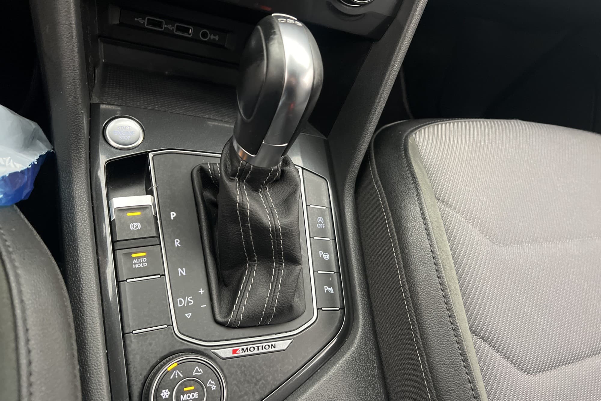 Volkswagen Tiguan Allspace 4M Full R-Line D-Värm Kamera Drag