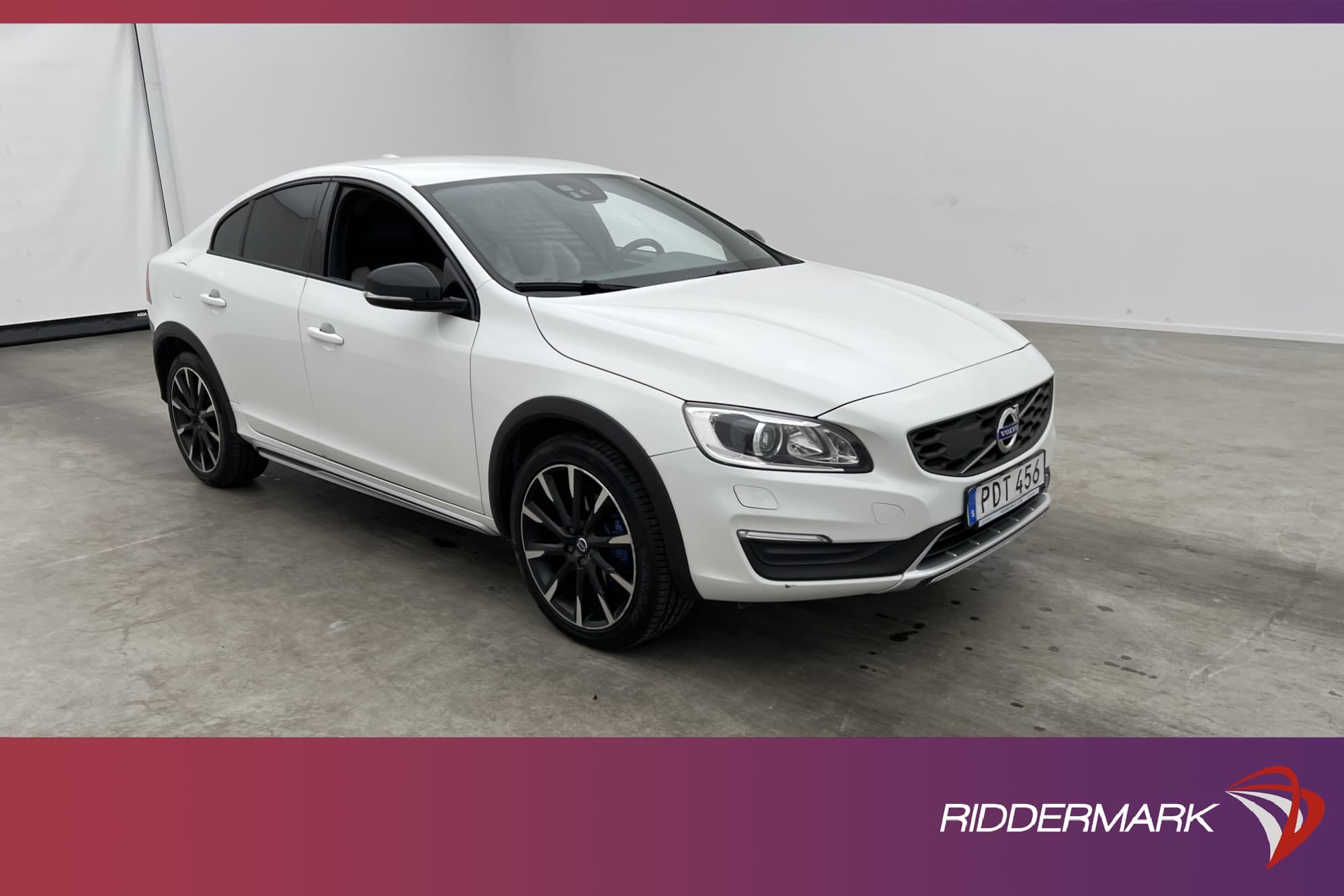 Volvo S60 Cross Country D4