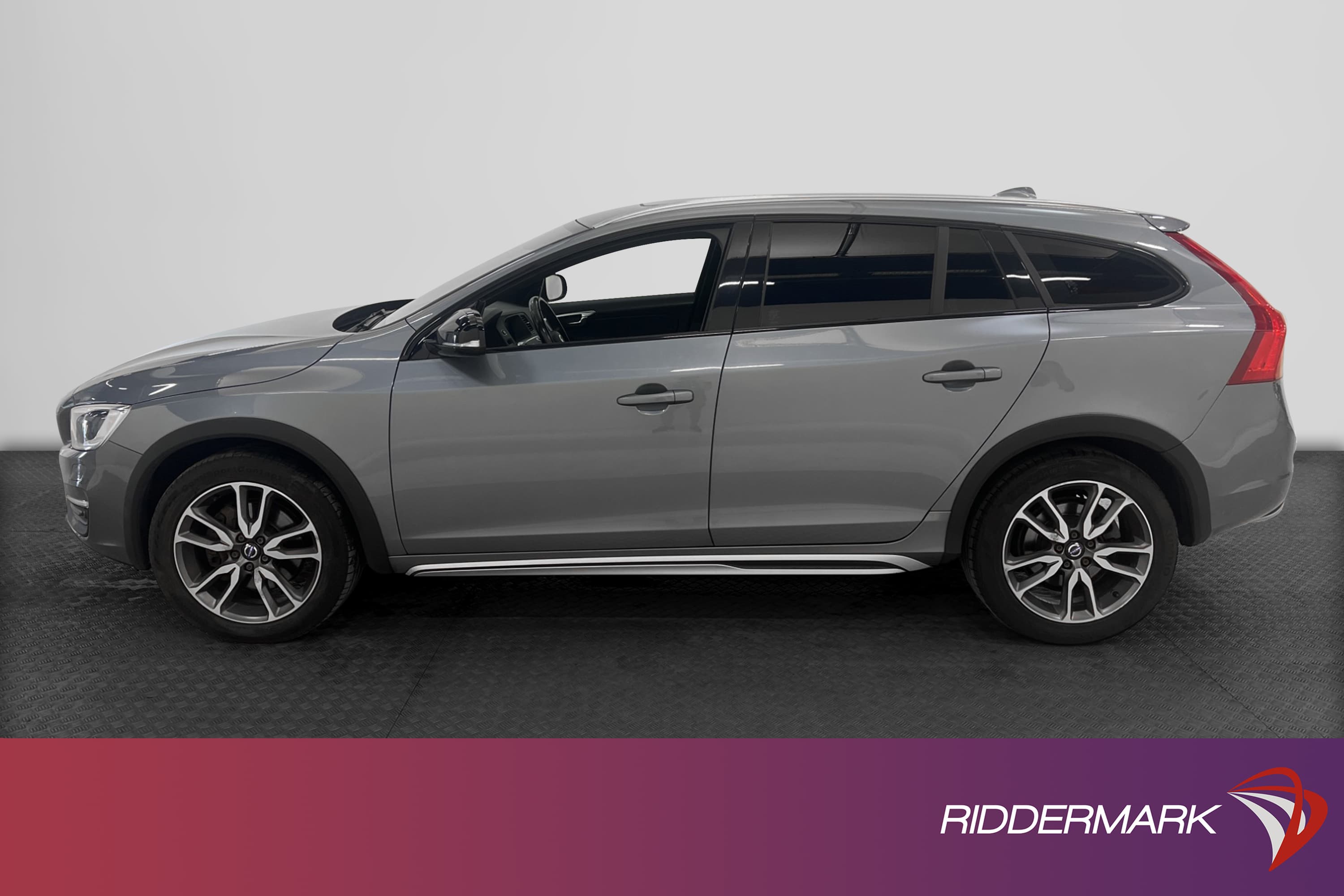 Volvo V60 Cross Country D4 190hk AWD Summum