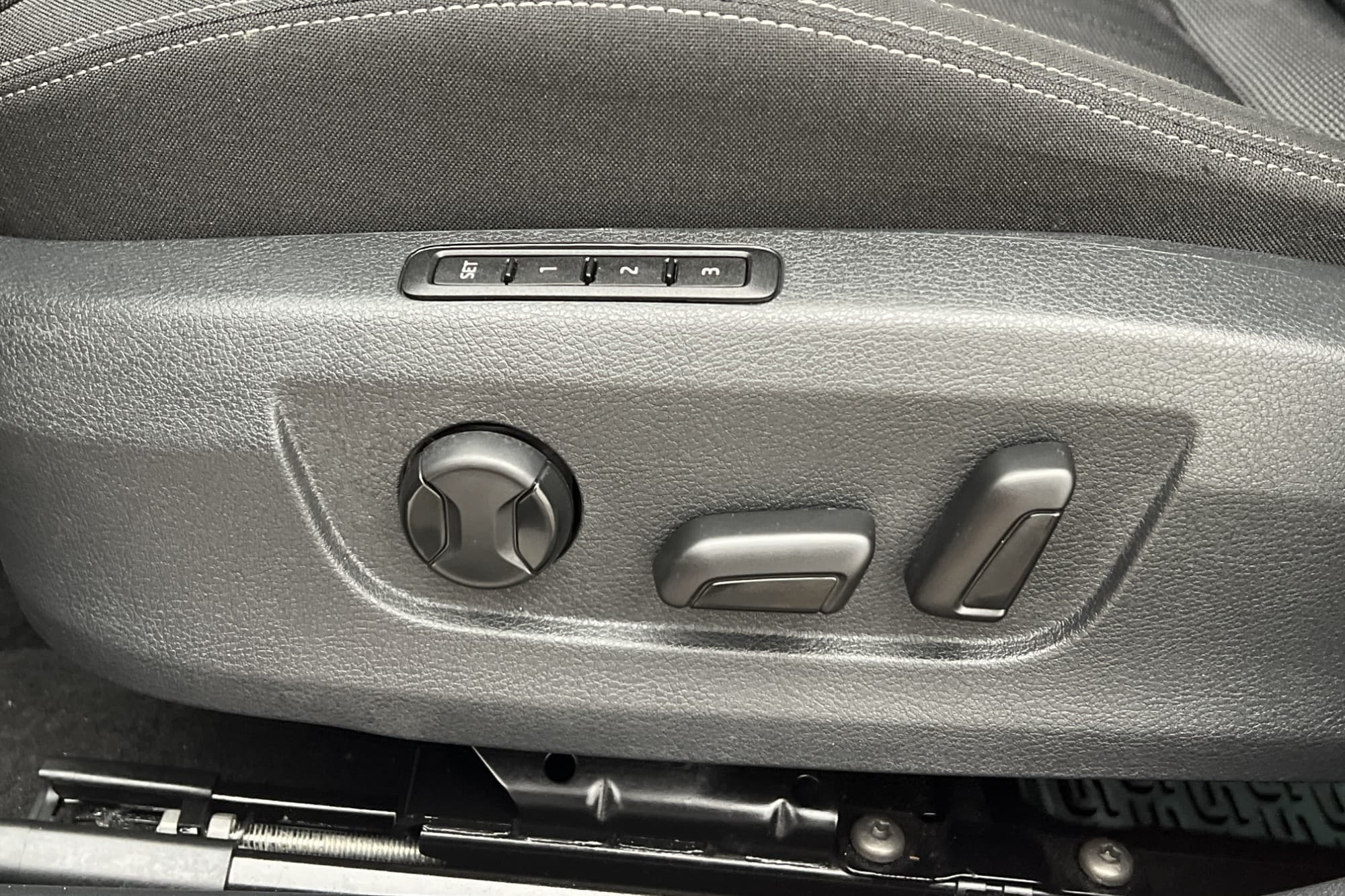 Skoda Superb 1.5 150hk Style Cockpit P-Värm Kamera Navi MOMS