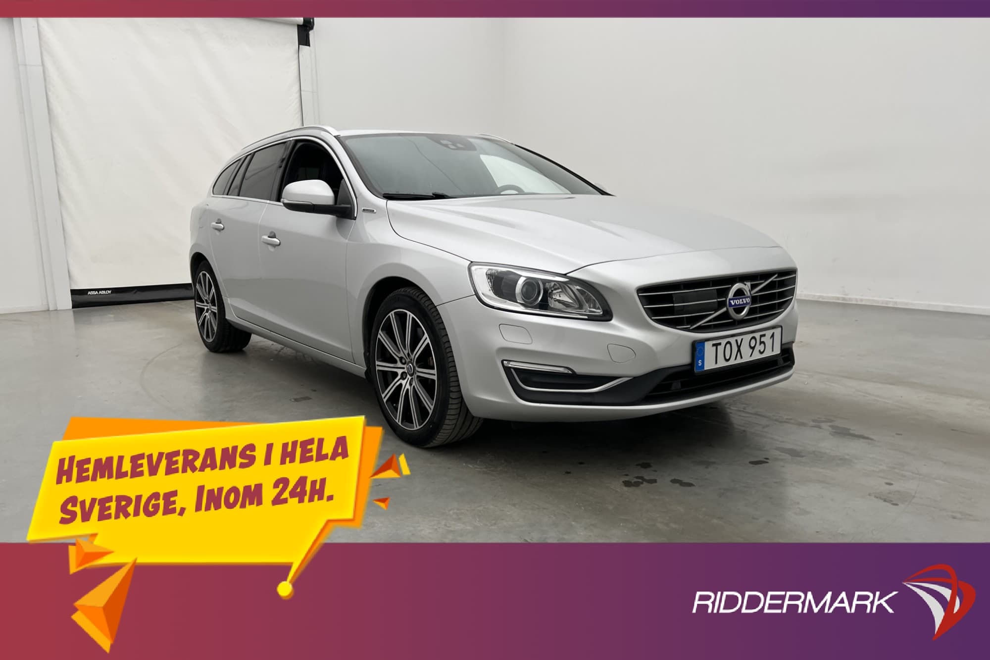 Volvo V60 D5 Plug-In AWD Classic Summum Värmare Drag Skinn