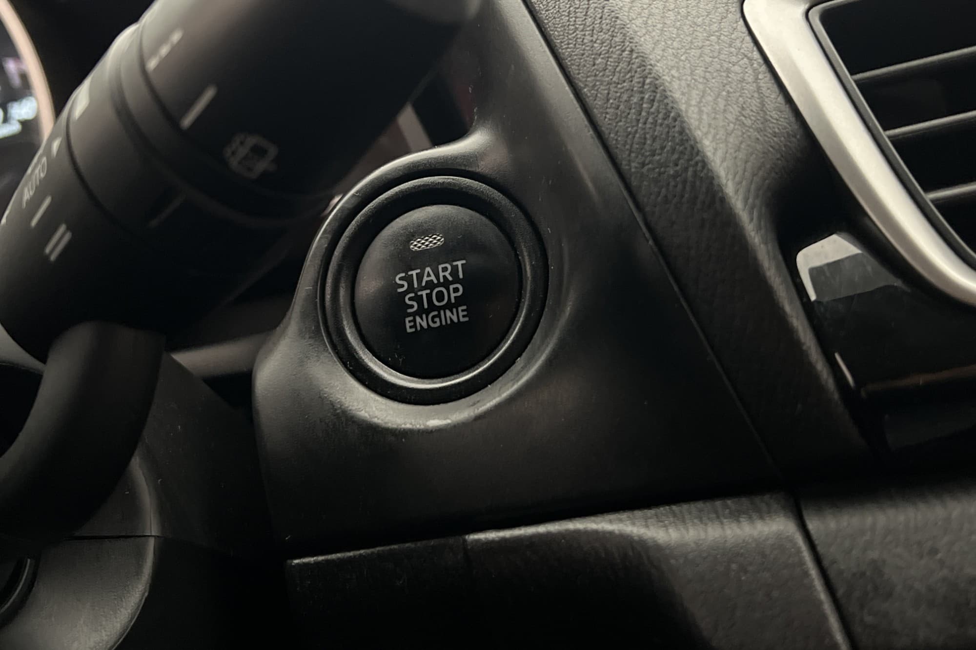 Mazda 3 Sport 2.0 SKYACTIV-G 165hk Keyless Navi P-Sensorer