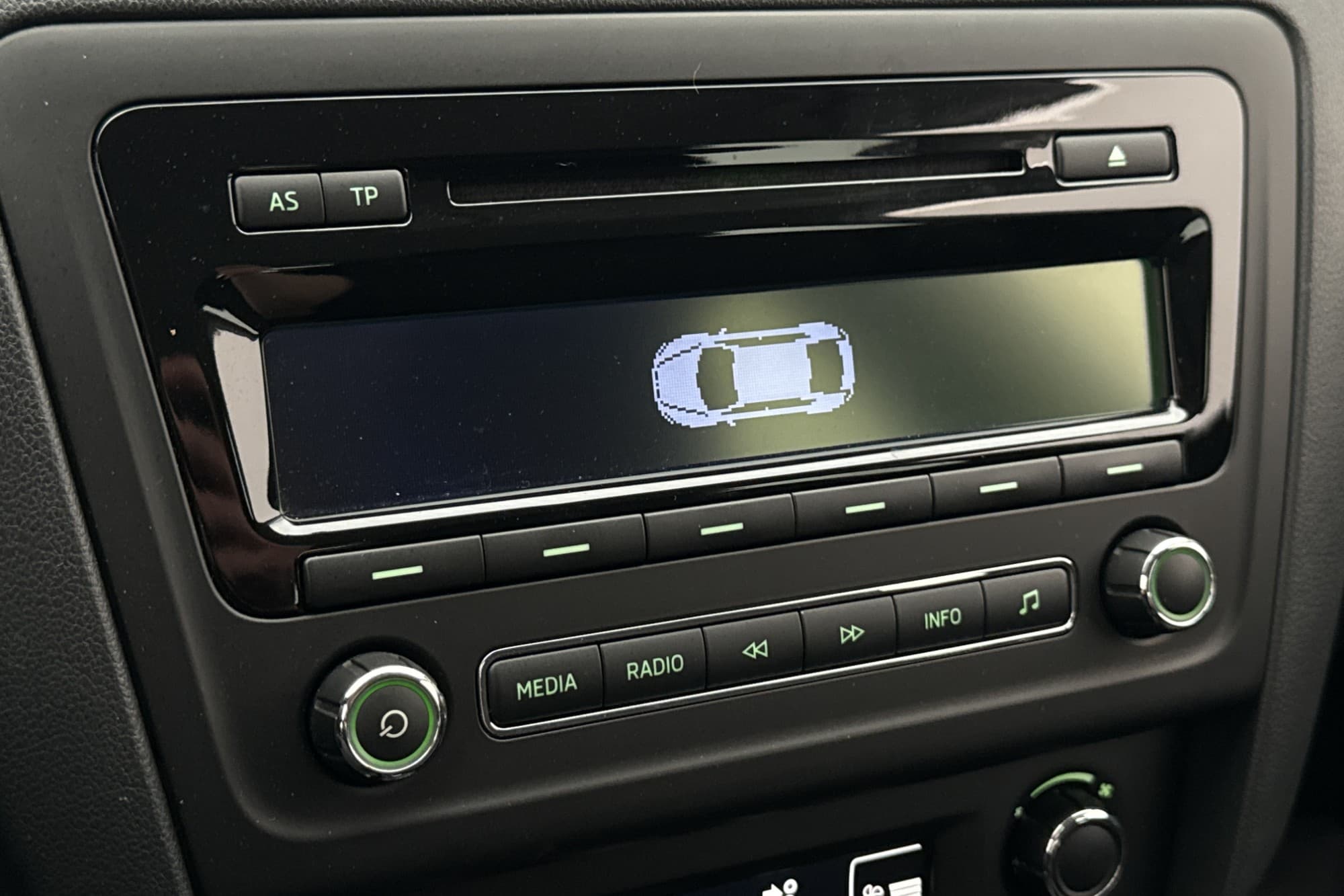 Skoda Rapid Spaceback 1.6 TDI 90hk Plus M&K-Värmare Sensorer