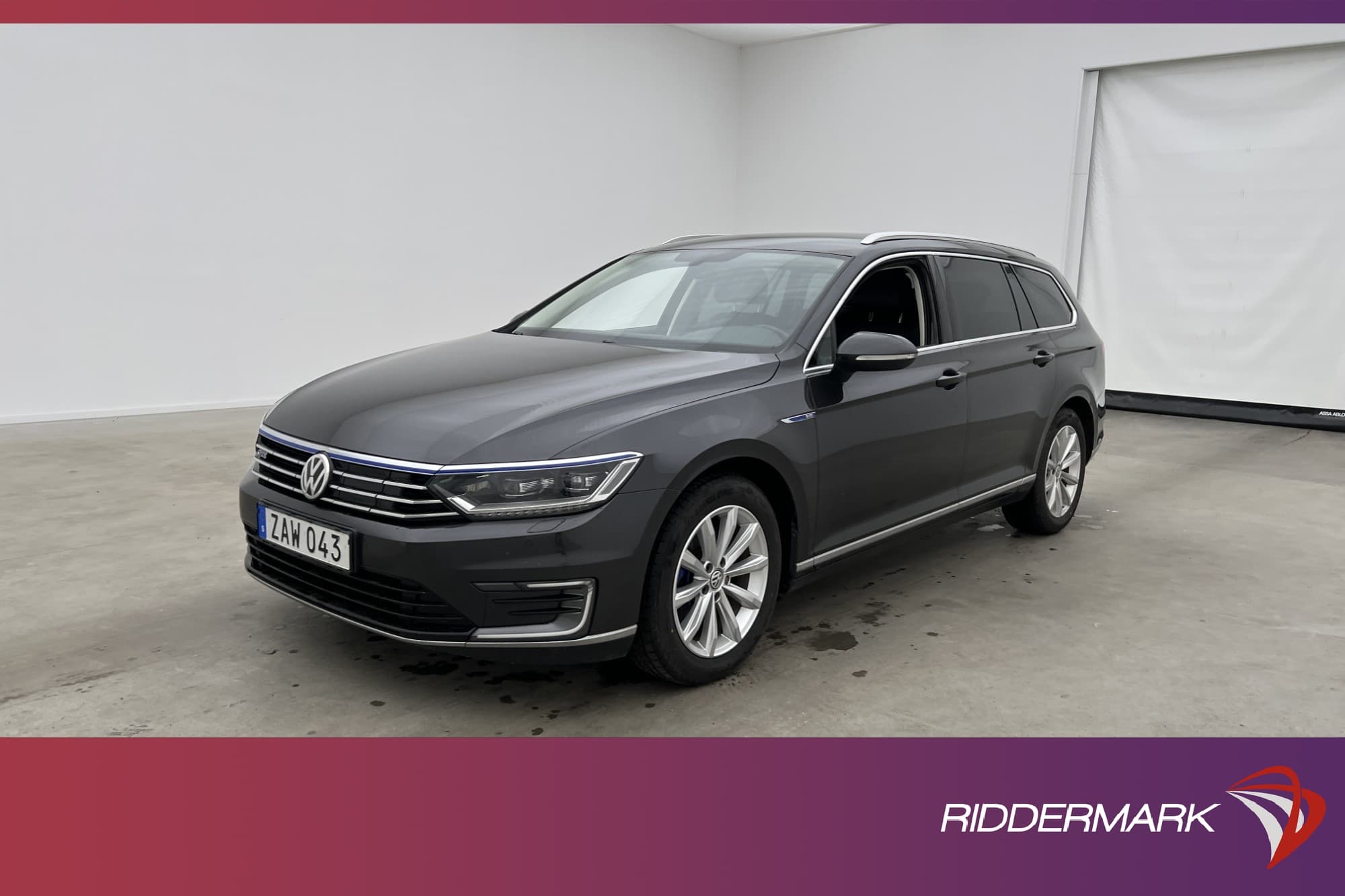 Volkswagen Passat GTE 218hk