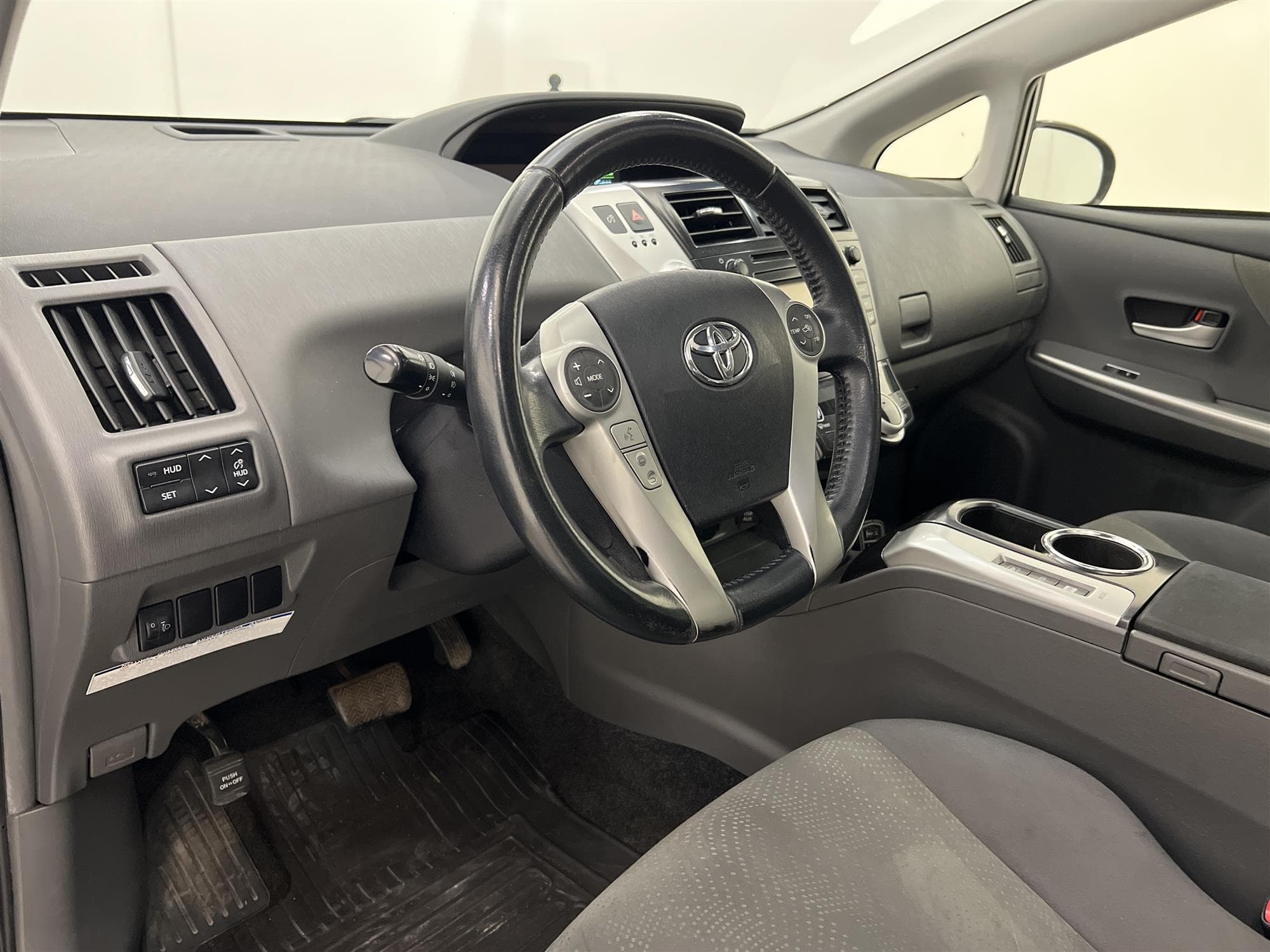 Toyota Prius+ Hybrid 136hk 2 Brukare 7 Sits Pano Navi M-Värm