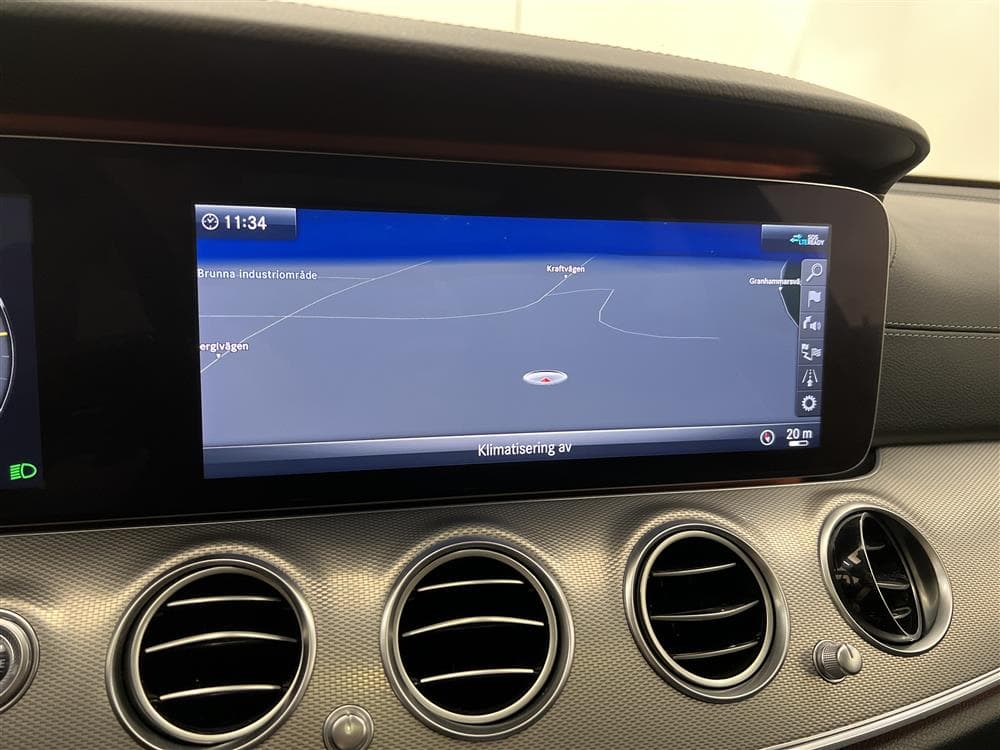 Mercedes-Benz E 220 d 194hk AMG Pano Burmester Widescreen 