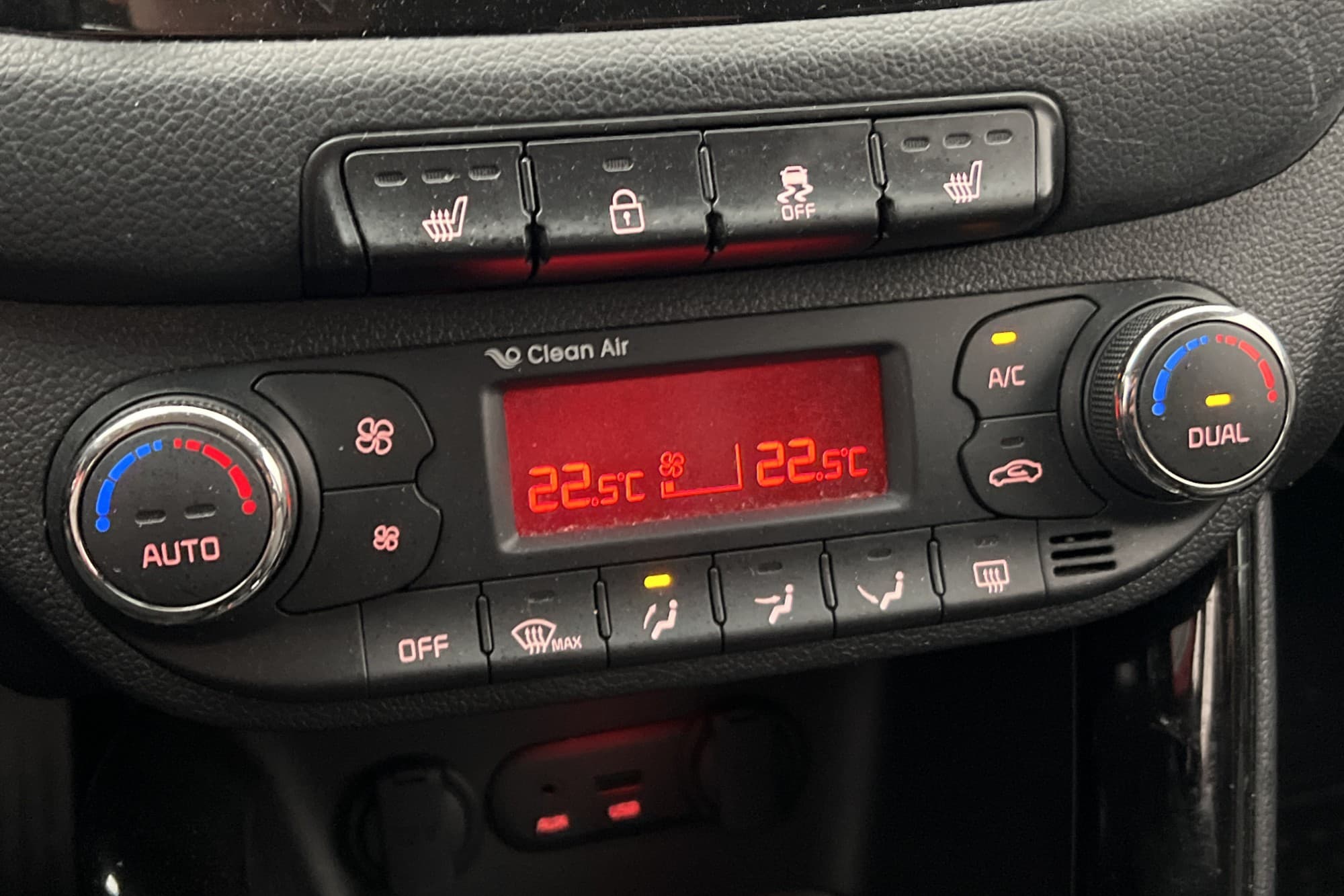 Kia Ceed SW 1.6 GDI 135hk Comfort En-Bruk Sensorer Rattvärme