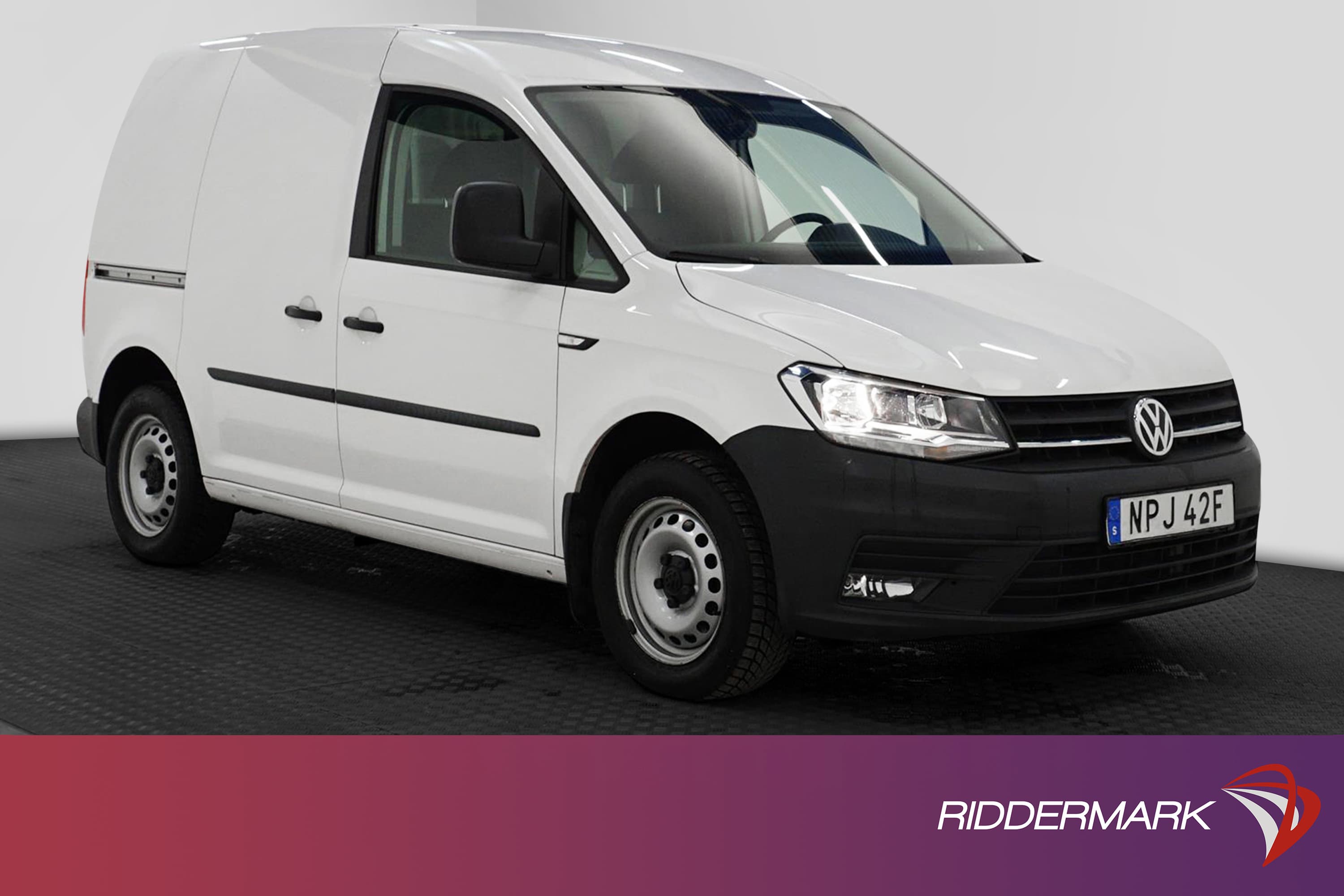 Volkswagen Caddy 2.0TDI PDC Dragkrok Värmare Moms