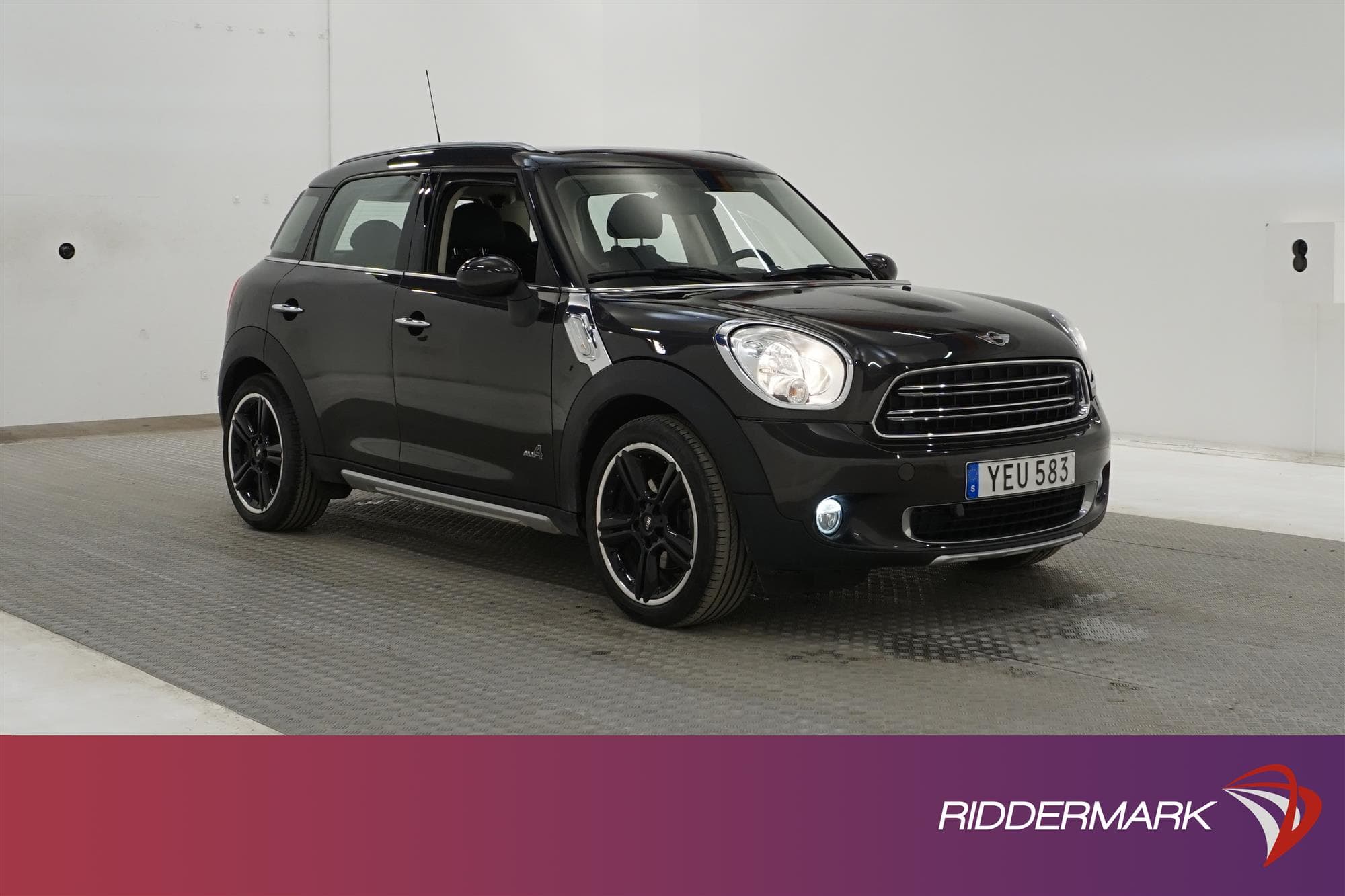 MINI Cooper ALL4 Countryman 122hk