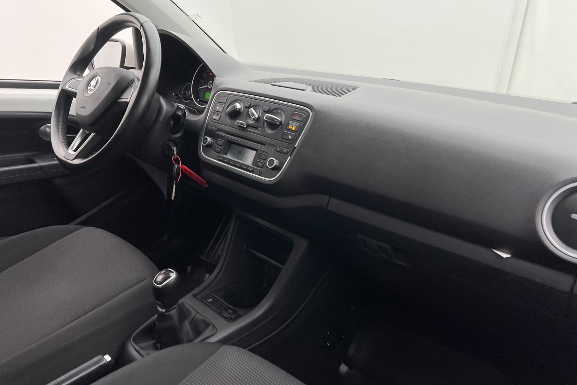 Skoda Citigo 1.0 MPI 60hk Farthållare Sensorer Låg skatt