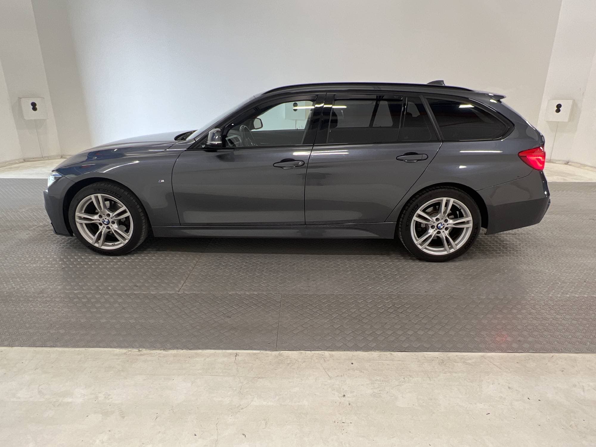 BMW 320 d 190hk xDrive  M Sport Alcantara 0.4l/mil