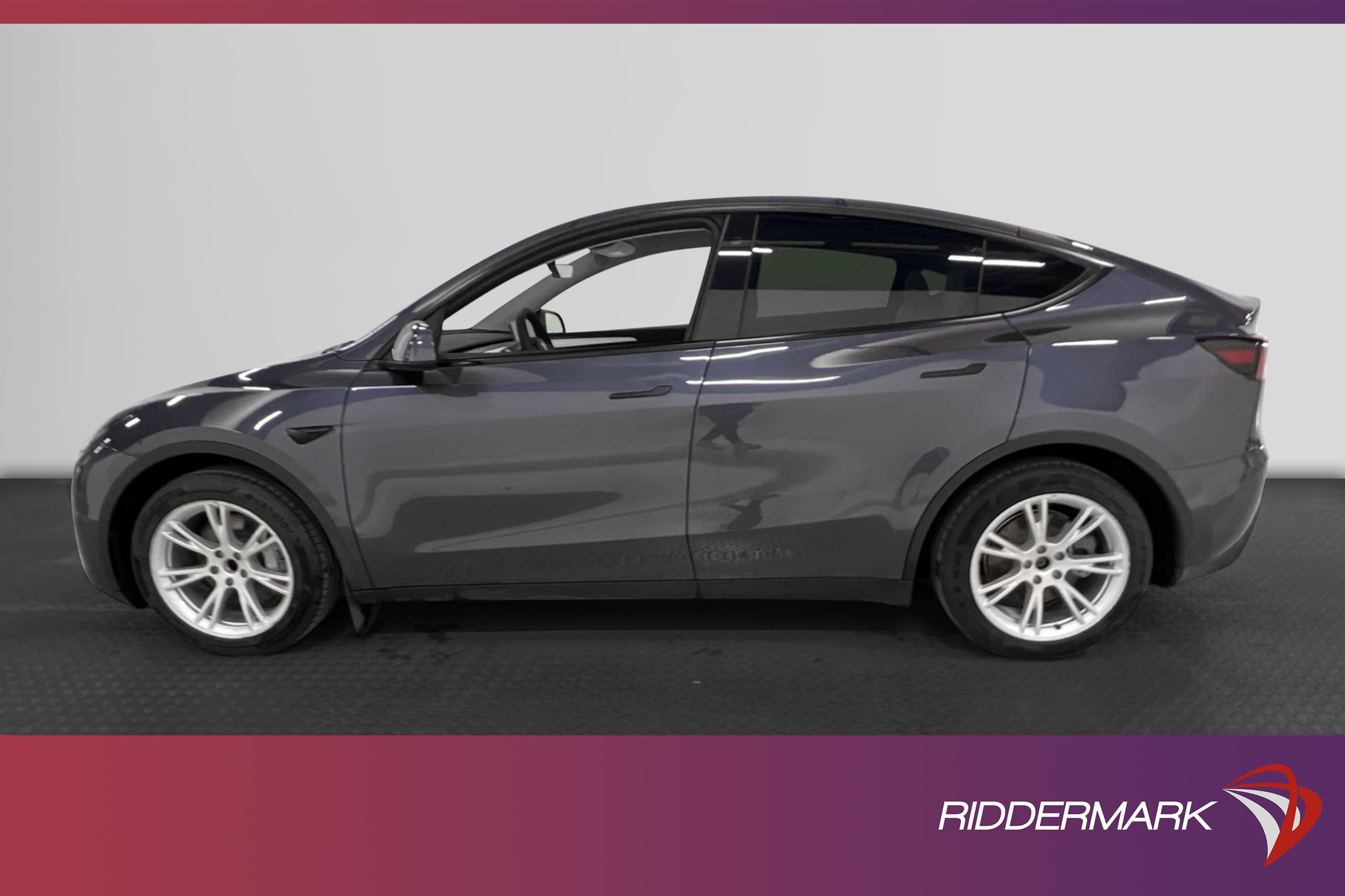 Tesla Model Y Standard 299hk