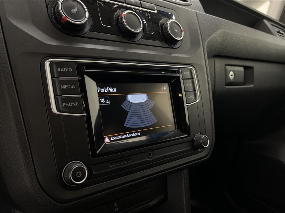 Volkswagen Caddy Maxi 2.0TDI Värmare Dragkrok Inredning Mom interiör