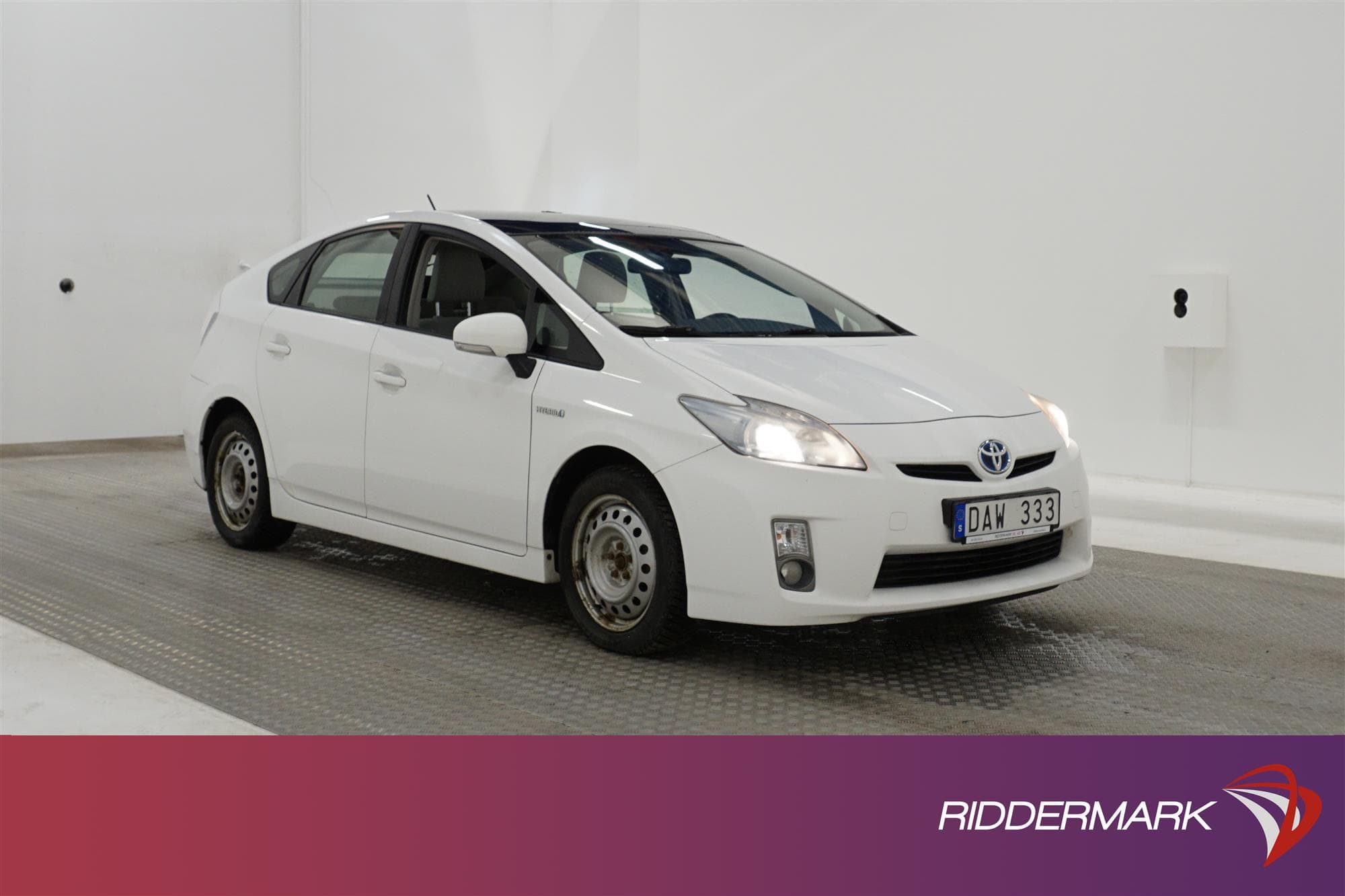 Toyota Prius Hybrid 136hk