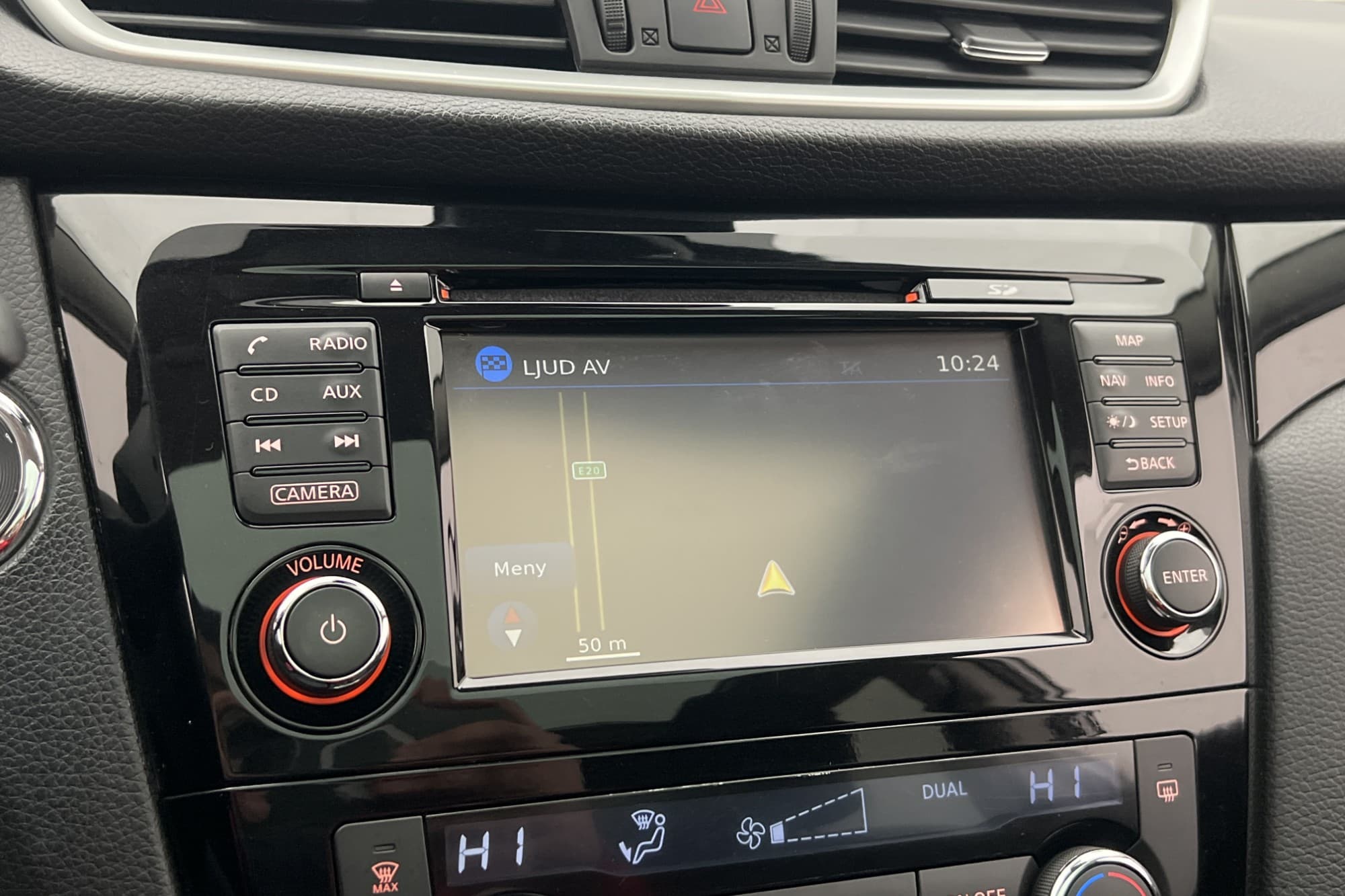 Nissan Qashqai XTRONIC-CVT 130hk N-Connecta Pano 360° Navi