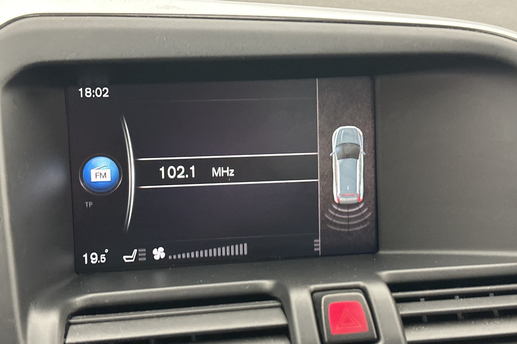 Volvo XC60 D4 AWD Classic Momentum VOC Värmare Dragkrok BLIS