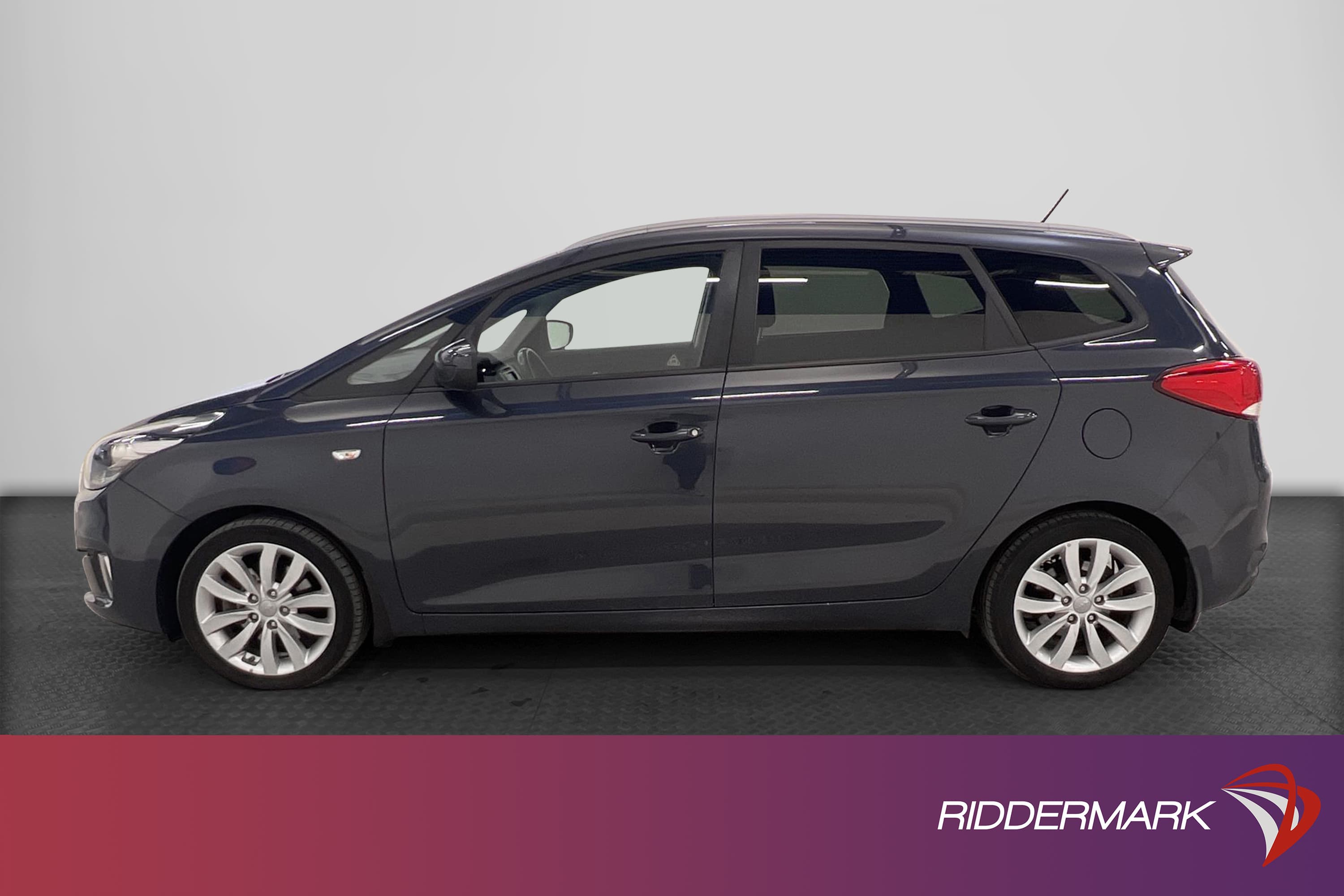 Kia Carens 1.7 141hk