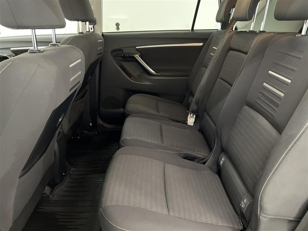 Toyota Verso VVT-i 1.8 147hk 7 Sits B-Kam Navi L-Assist 