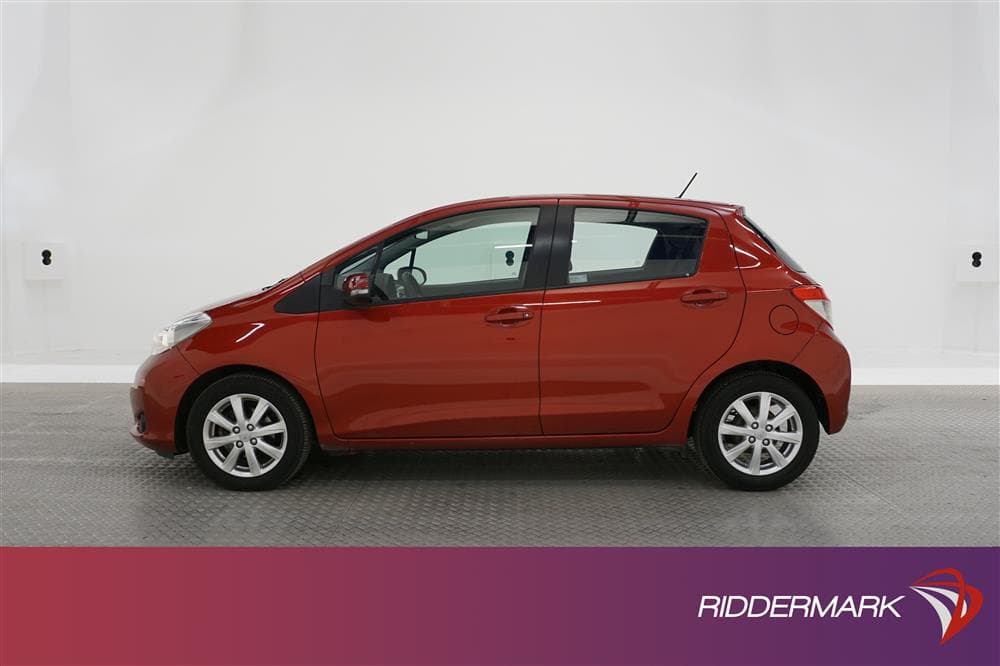 Toyota Yaris 1.33 100hk 1 brukare Nyservad