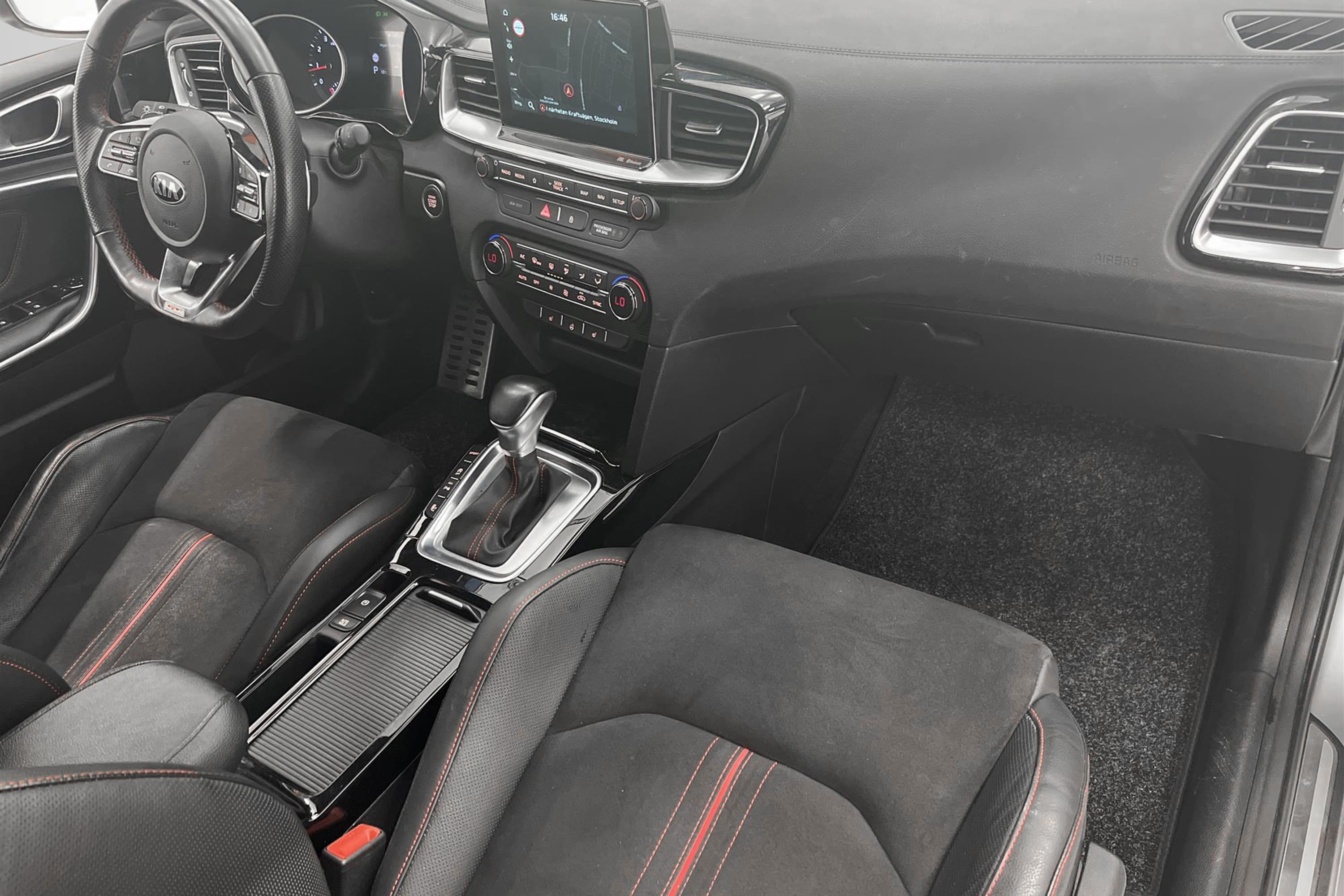 Kia ProCeed GT 1.6  204hk GT Line Navi B-Kam Skinn/Alcantara