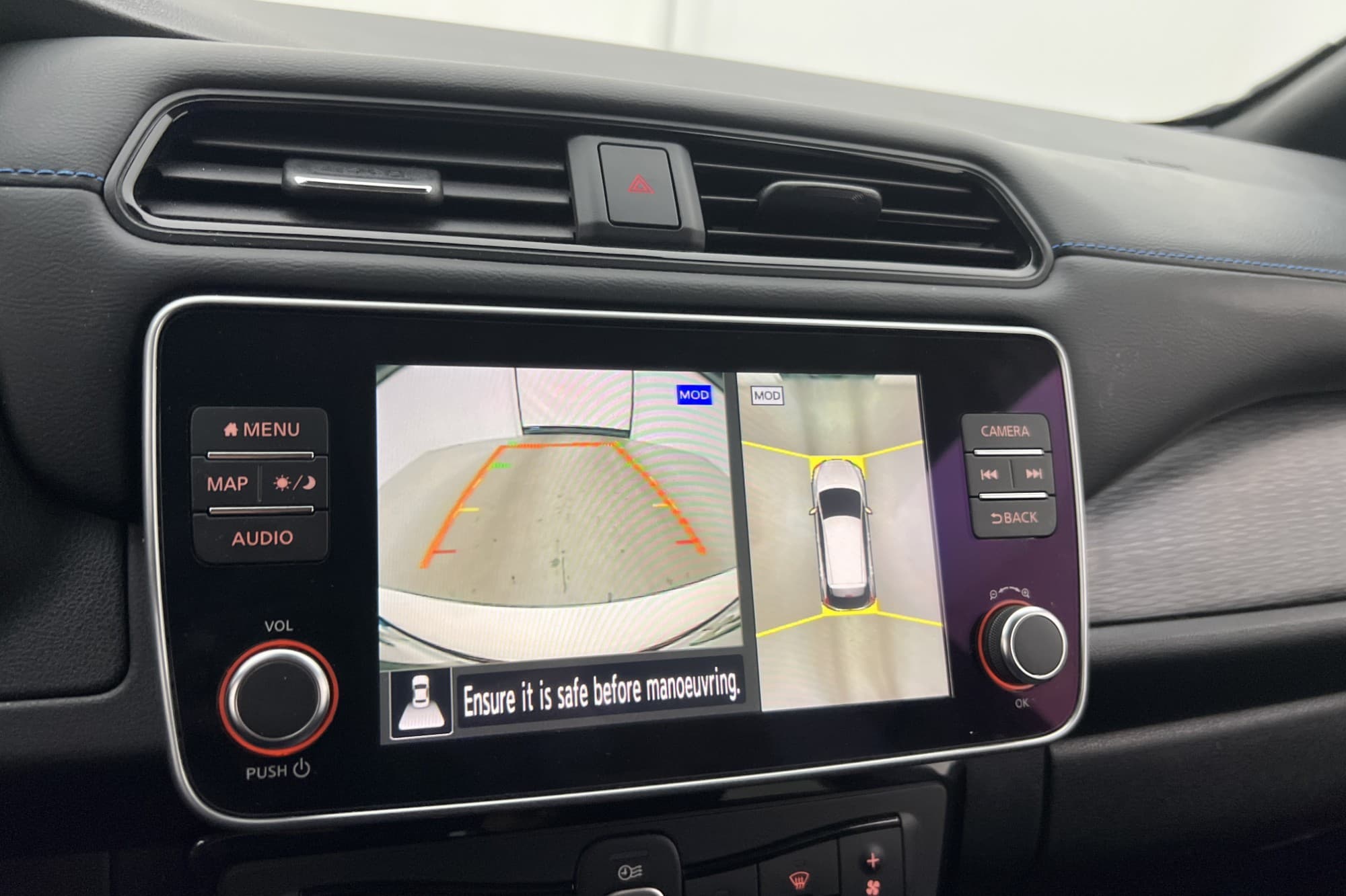 Nissan Leaf e+ 62 kWh  N-Connecta 360° Rattvärme Navi