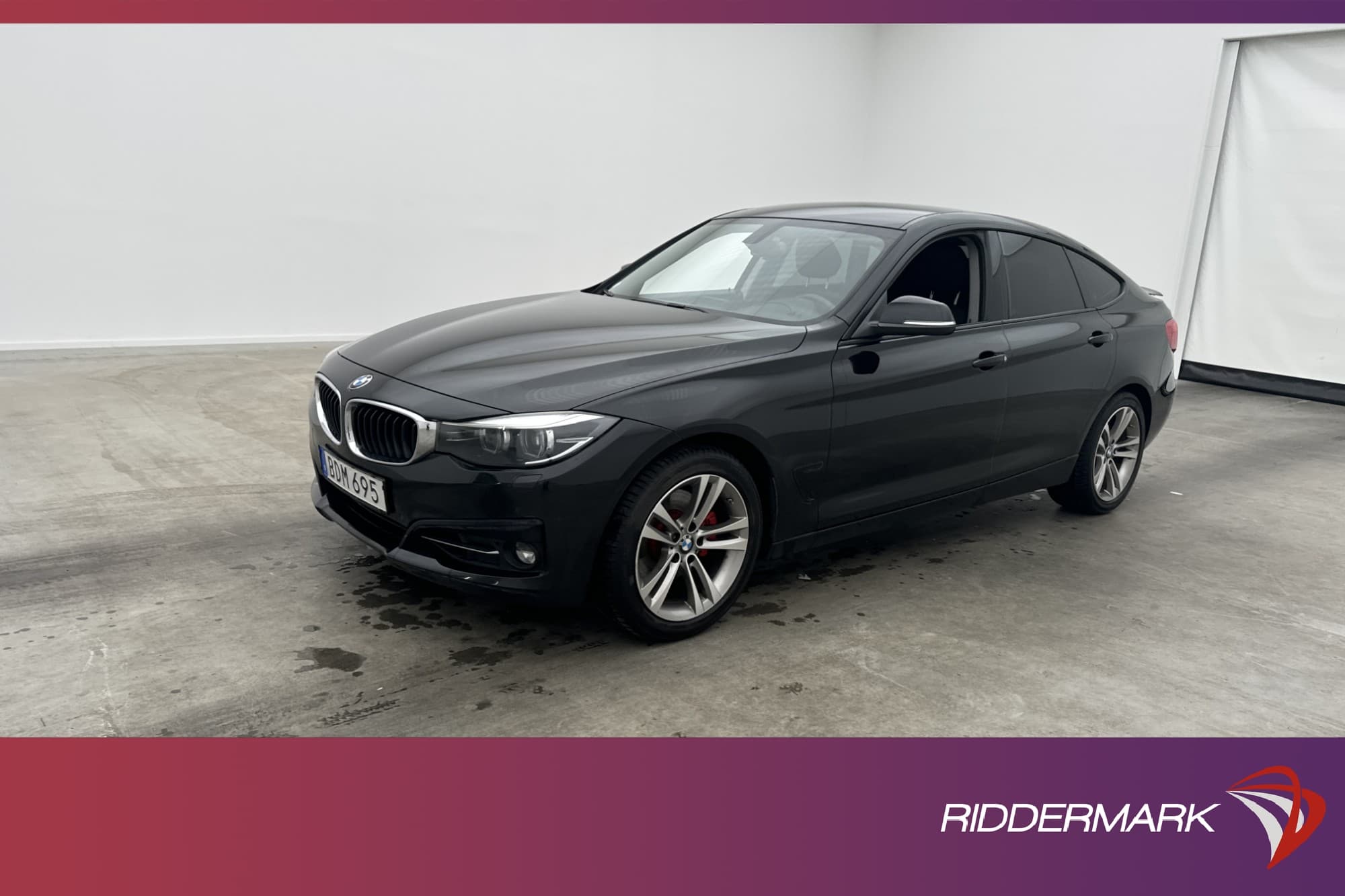 BMW 330 i xDrive GT 252hk