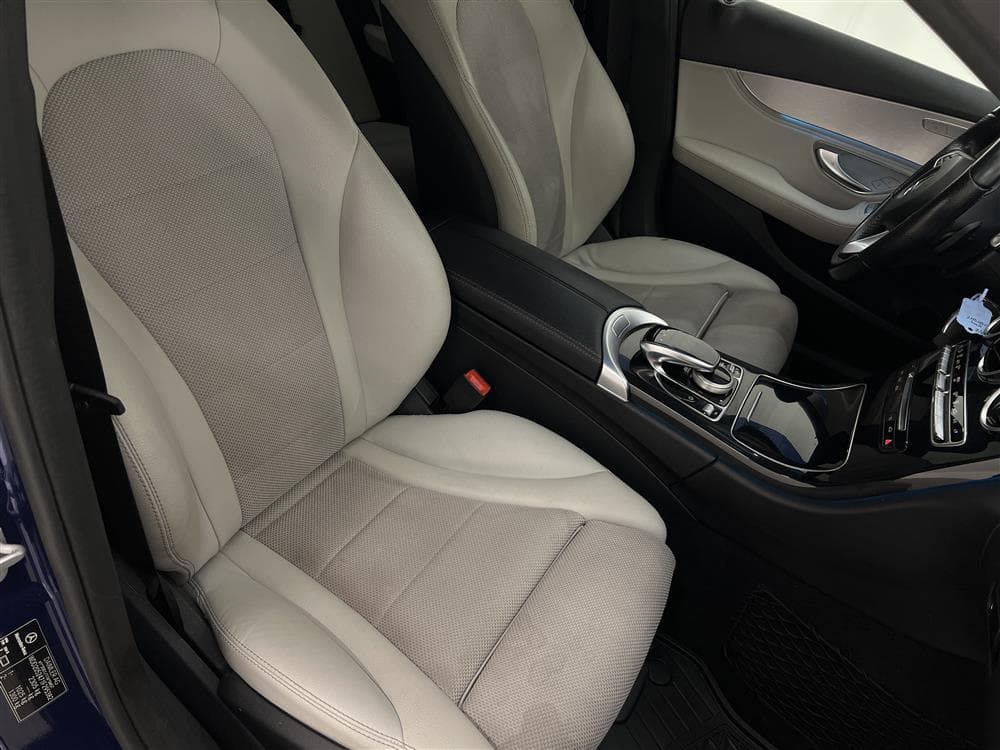 Mercedes-Benz C 350e 279hk Burmester Värmare Kamera Drag 