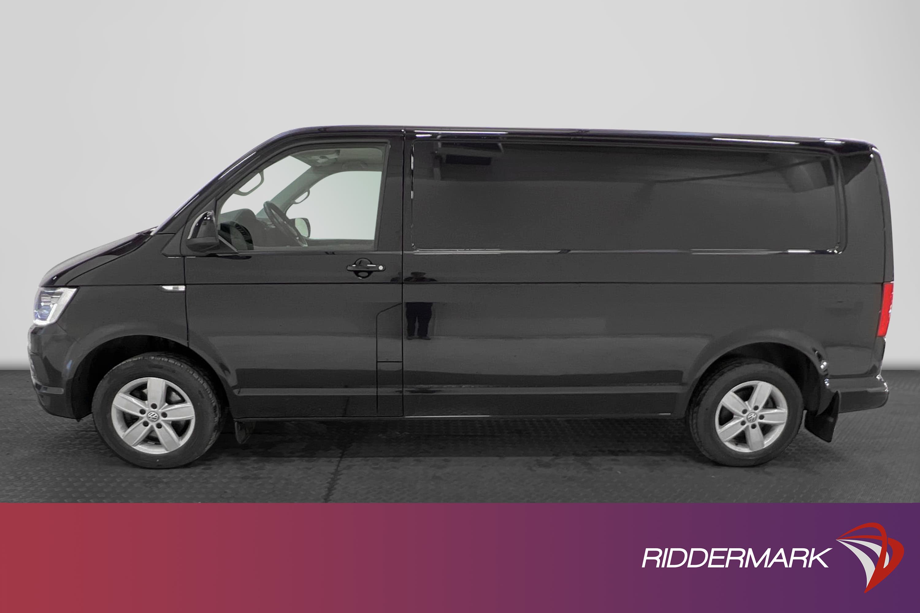 Volkswagen Transporter L2 150hk Värmare Dragkrok V-Inr Moms