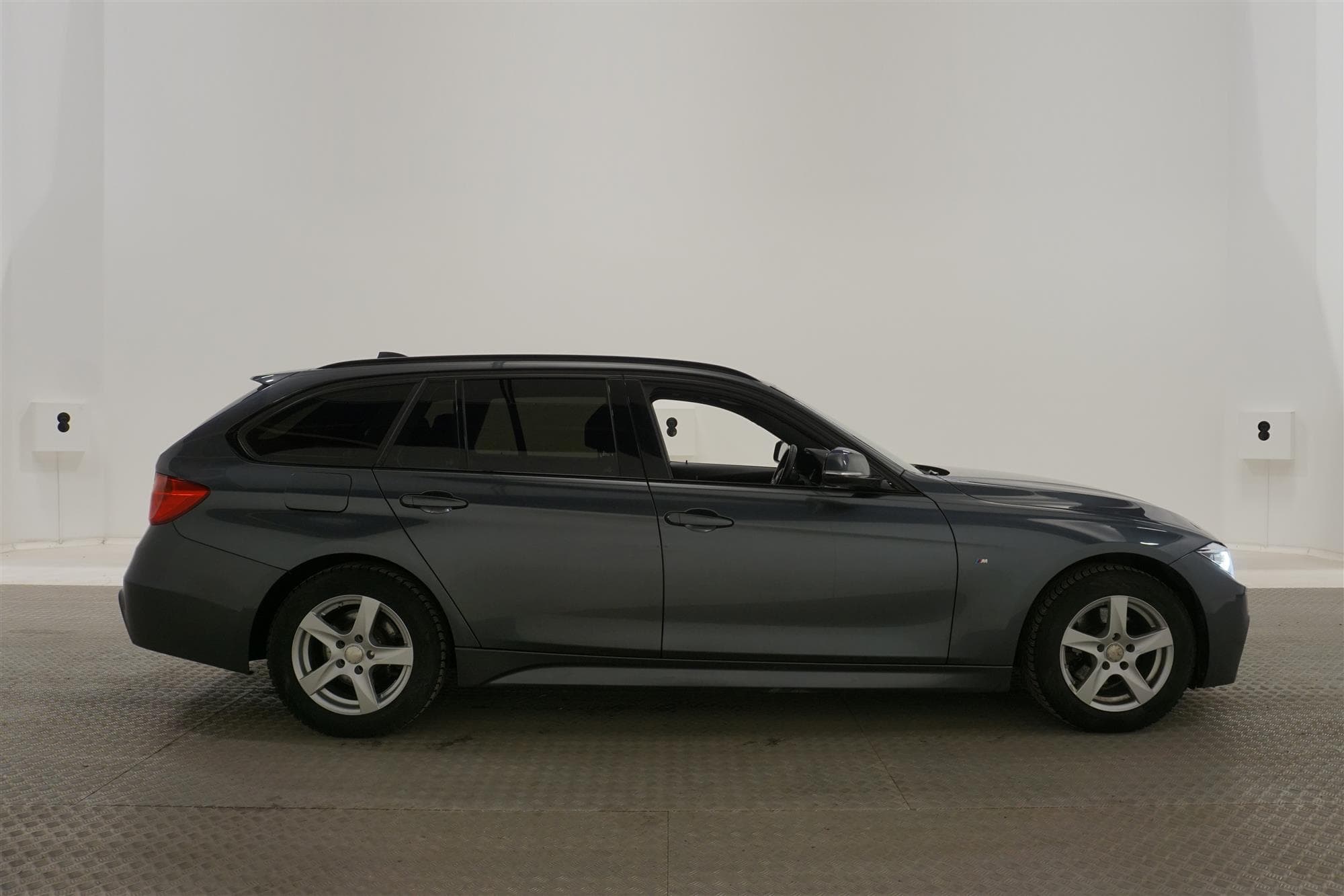 BMW 320d xDrive Touring 184hk M Sport Navi PDC 0,51L/mil