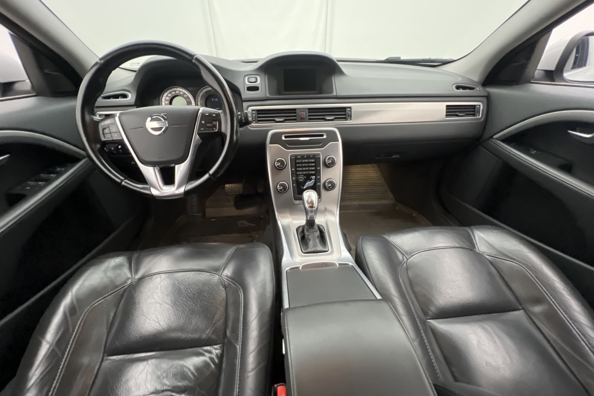 Volvo V70 D4 Dynamic Edition VOC Värmare P-Sensorer Skinn