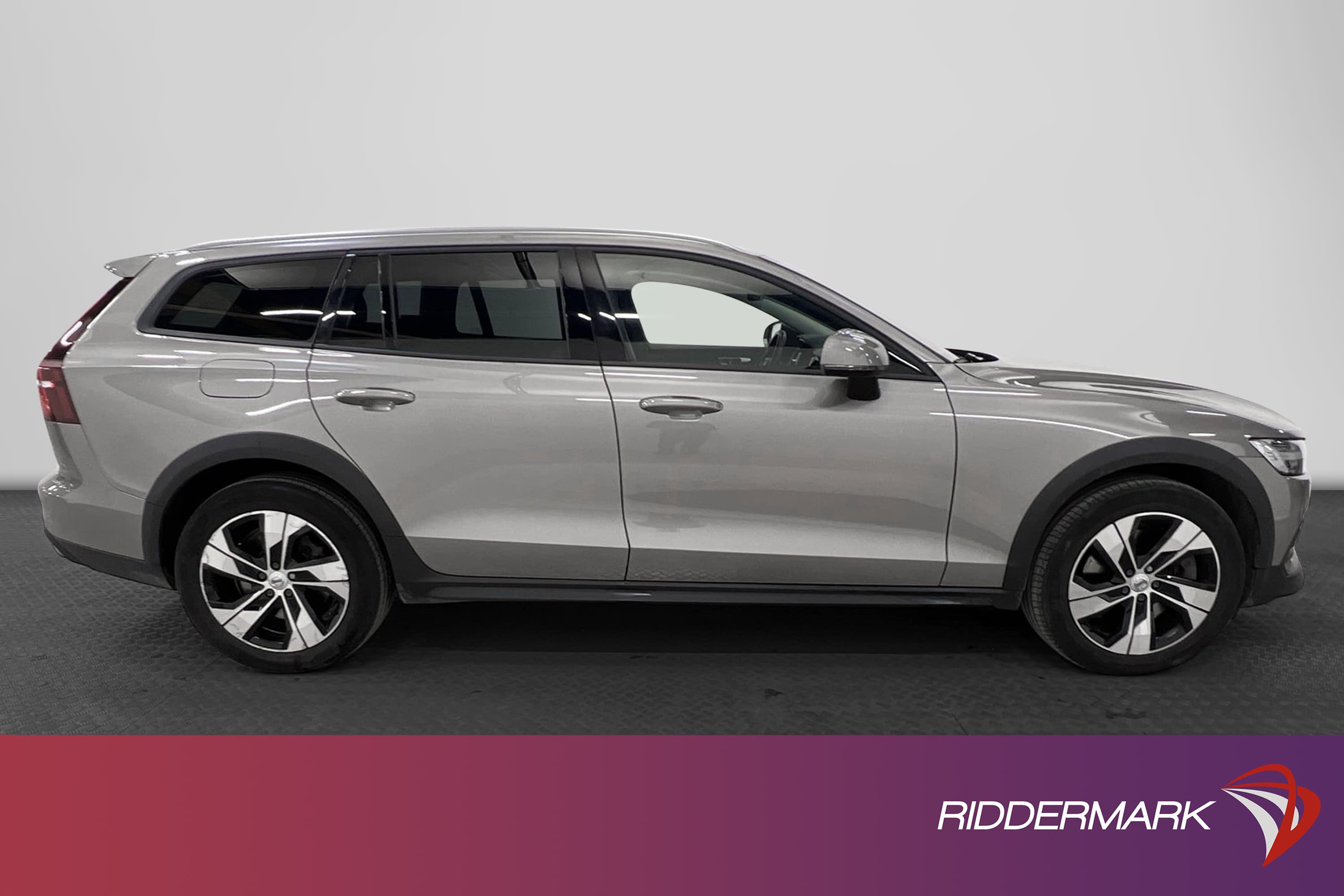 Volvo V60 Cross Country