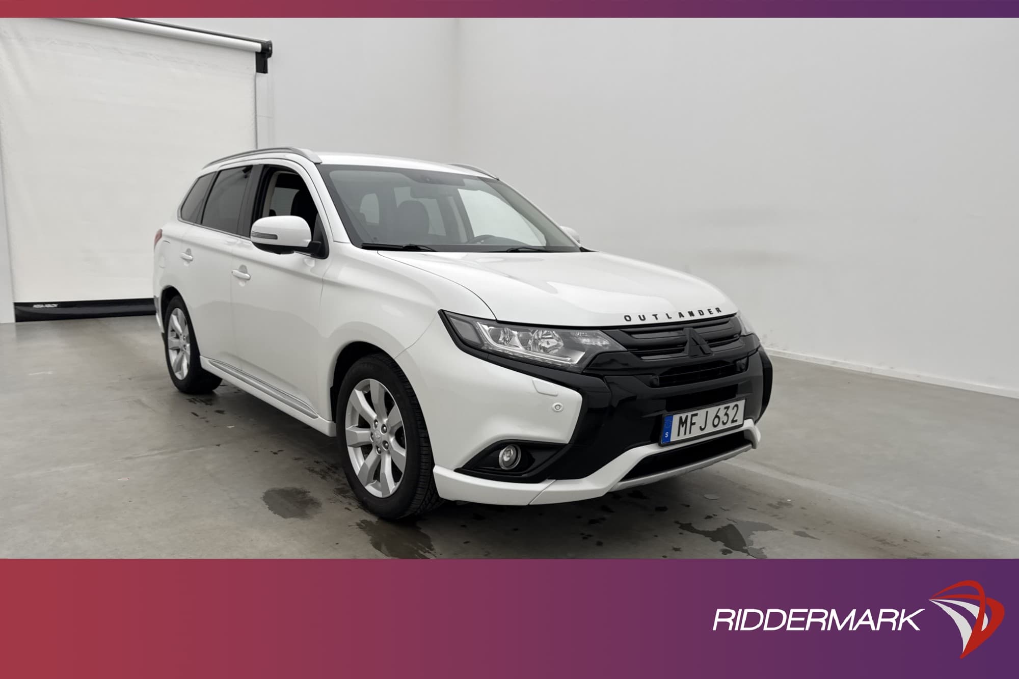 Mitsubishi Outlander PHEV 4WD 203hk