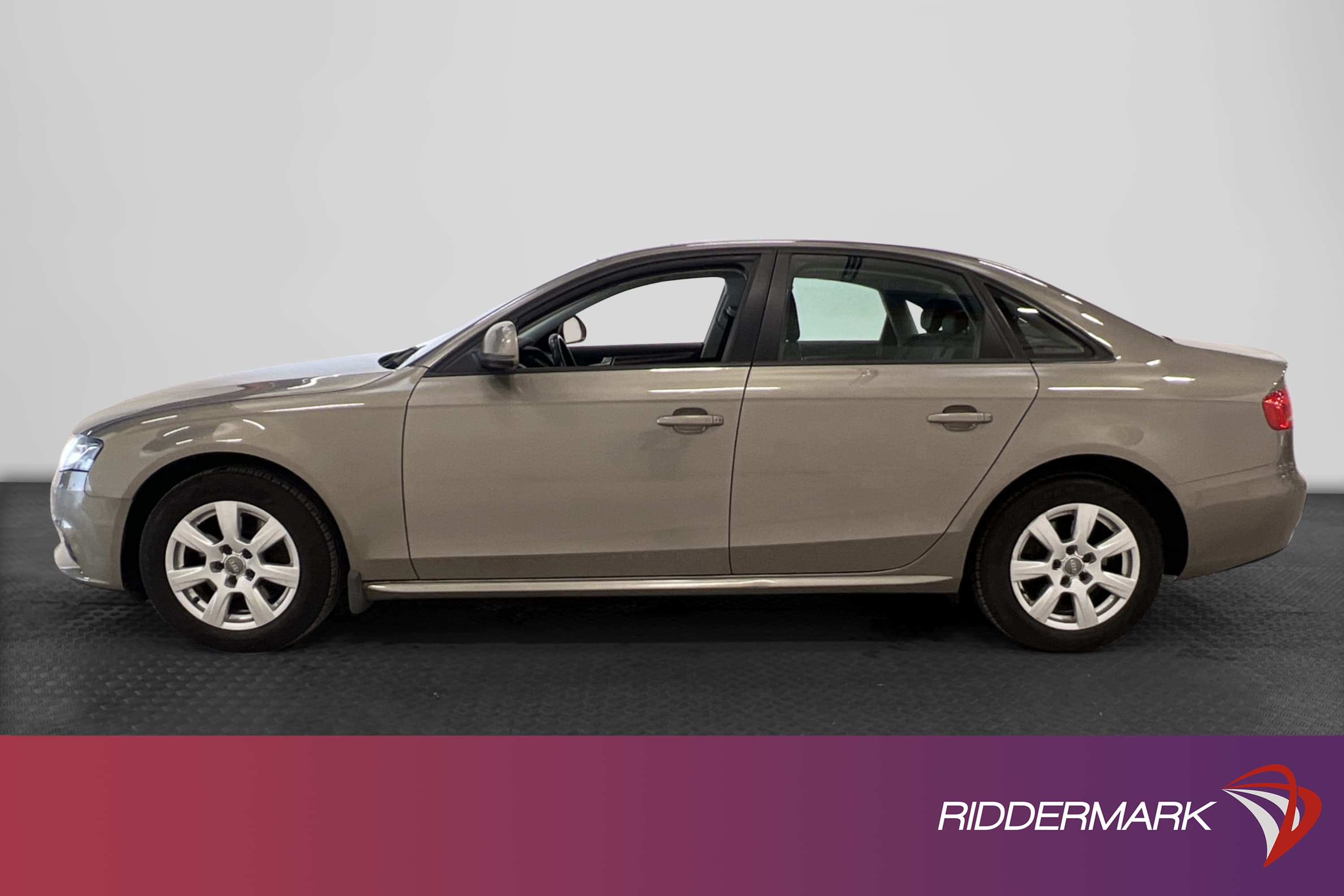 Audi A4 Sedan 2.0 TDI 143hk
