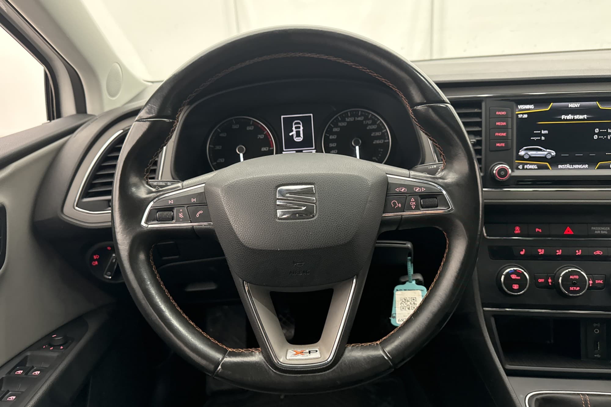 SEAT Leon ST TSI X-Perience 125hk CarPlay Dragkrok Backkamer