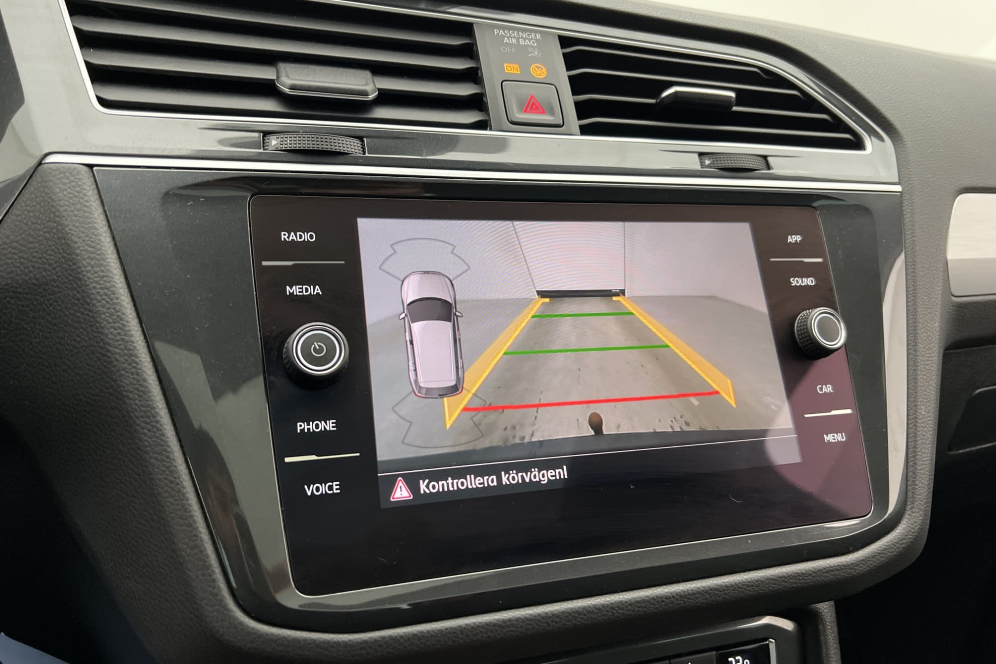 Volkswagen Tiguan 4M 190h R-Line Cockpit Värmare Pano Kamera