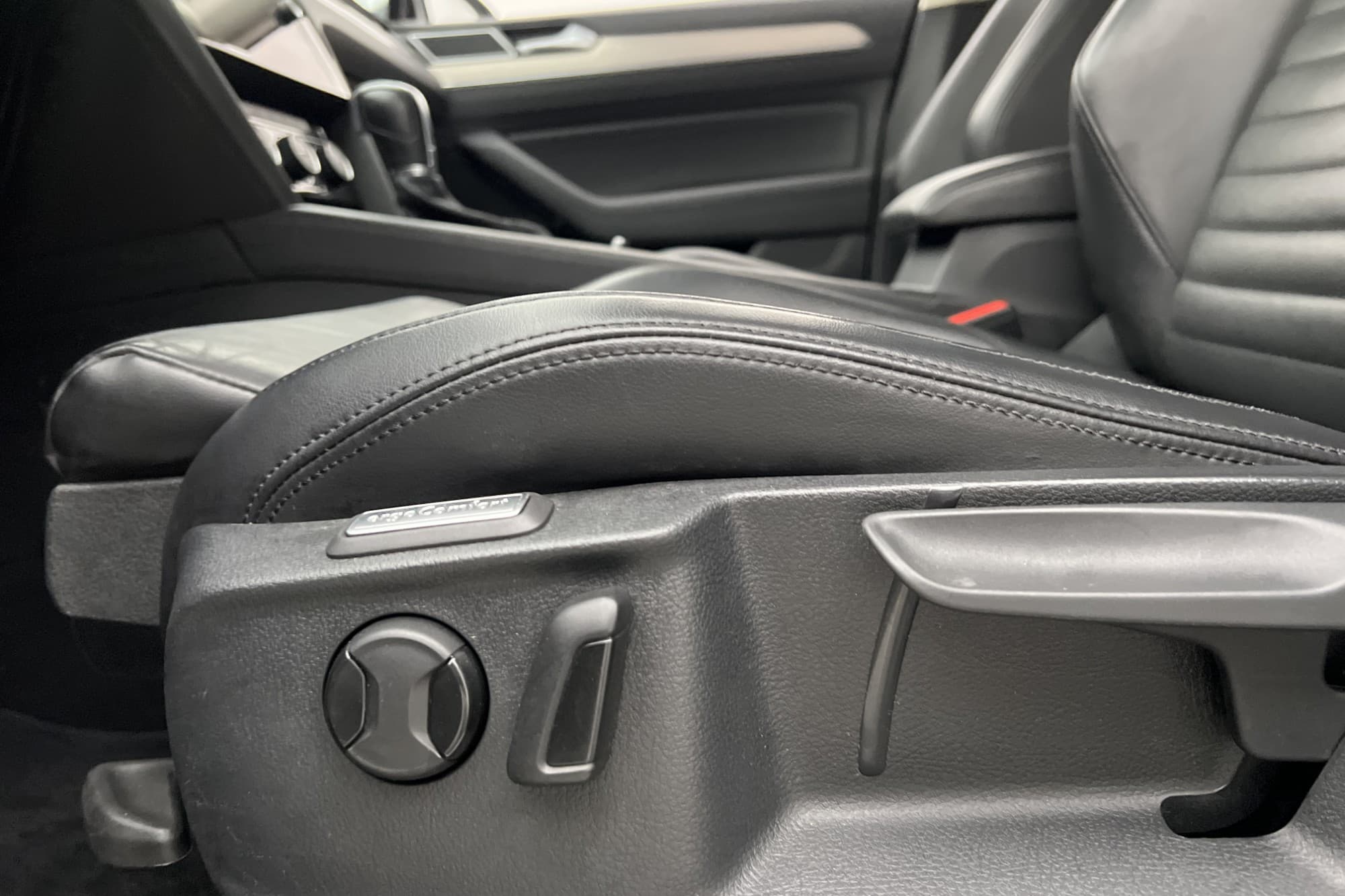 Volkswagen Passat Alltrack TDI 4M Cockpit Läder Kamera Drag