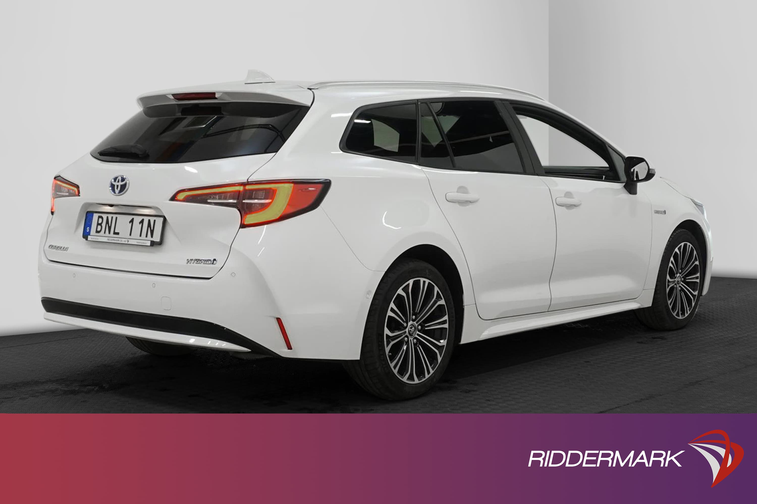 Toyota Corolla  Hybrid e-CVT 122hk