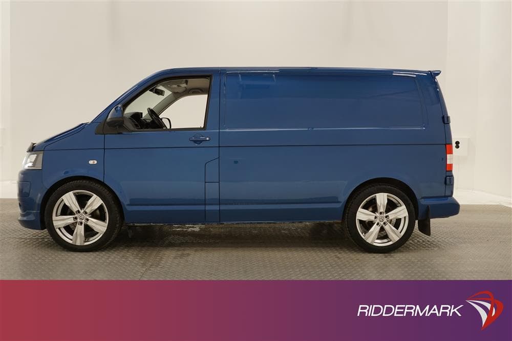 Volkswagen Transporter R-Line 2.0 TDI 140hk Värmare Drag
