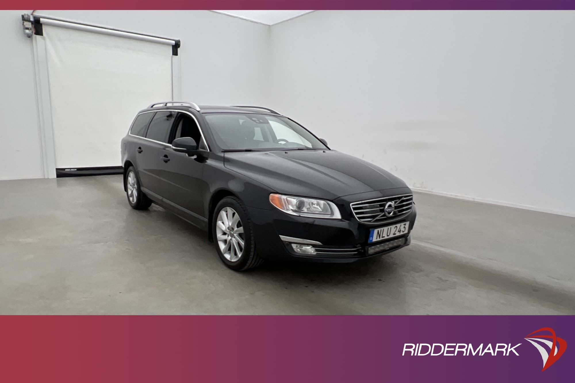 Volvo V70 D4 AWD Summum VOC D-Värmare Kamera Skinn BLIS Drag