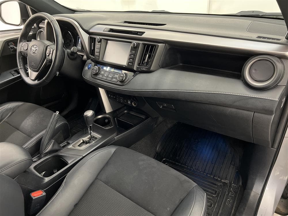 Toyota RAV4 2.5 HSD AWD 197hk B-Kamera Lane Assist 0,53L/mil