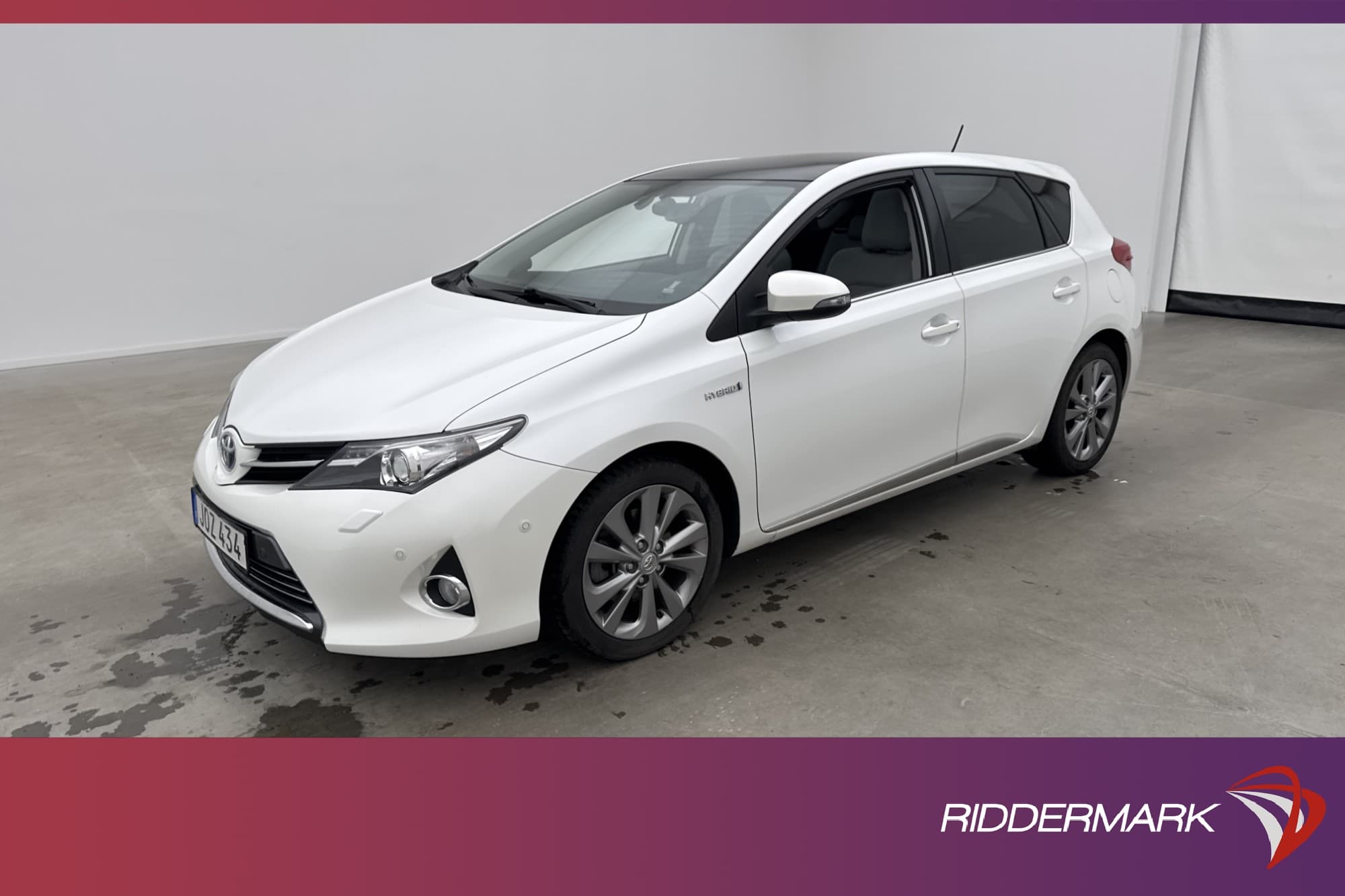 Toyota Auris Hybrid