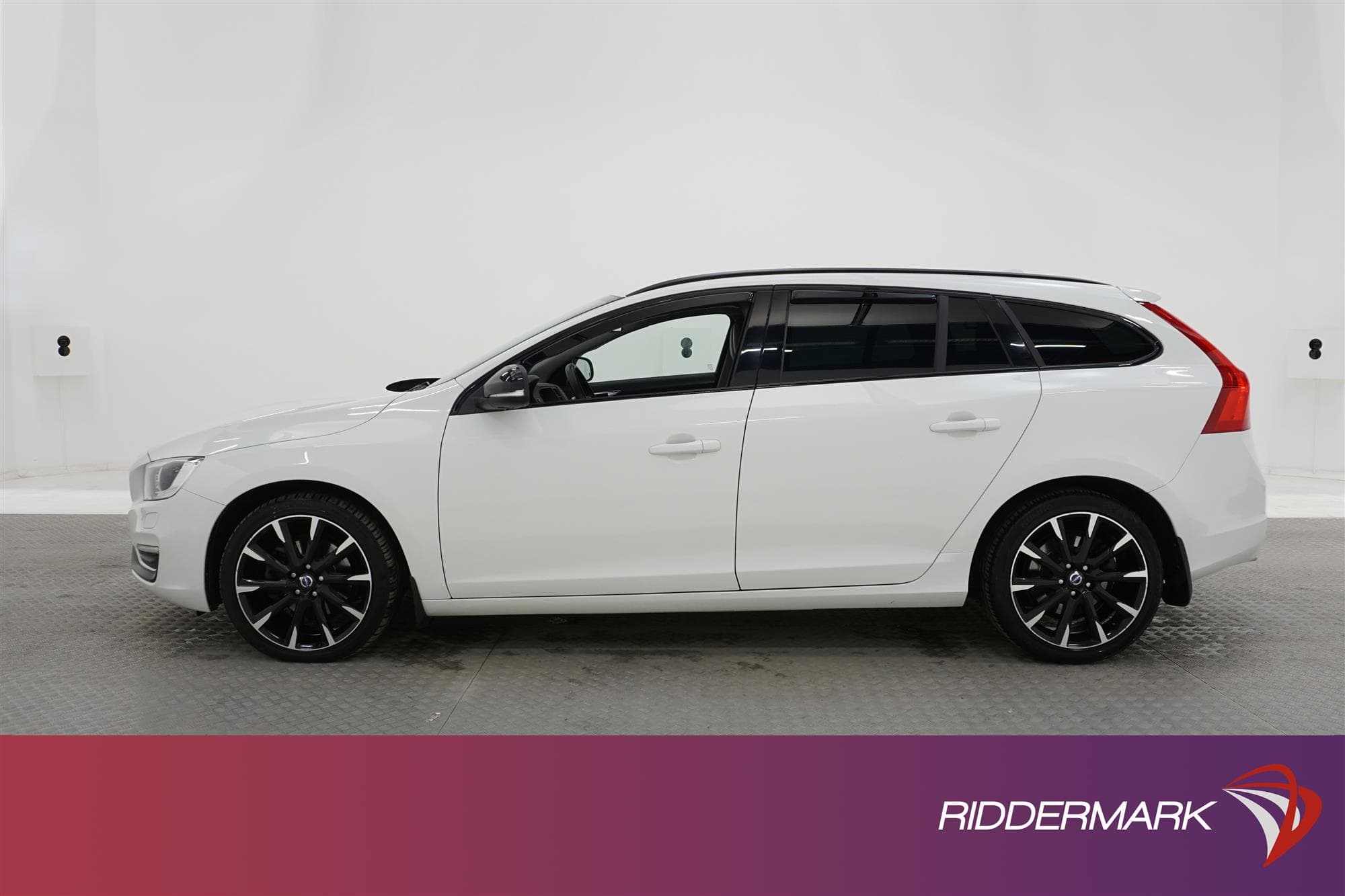 Volvo V60 D4 181hk