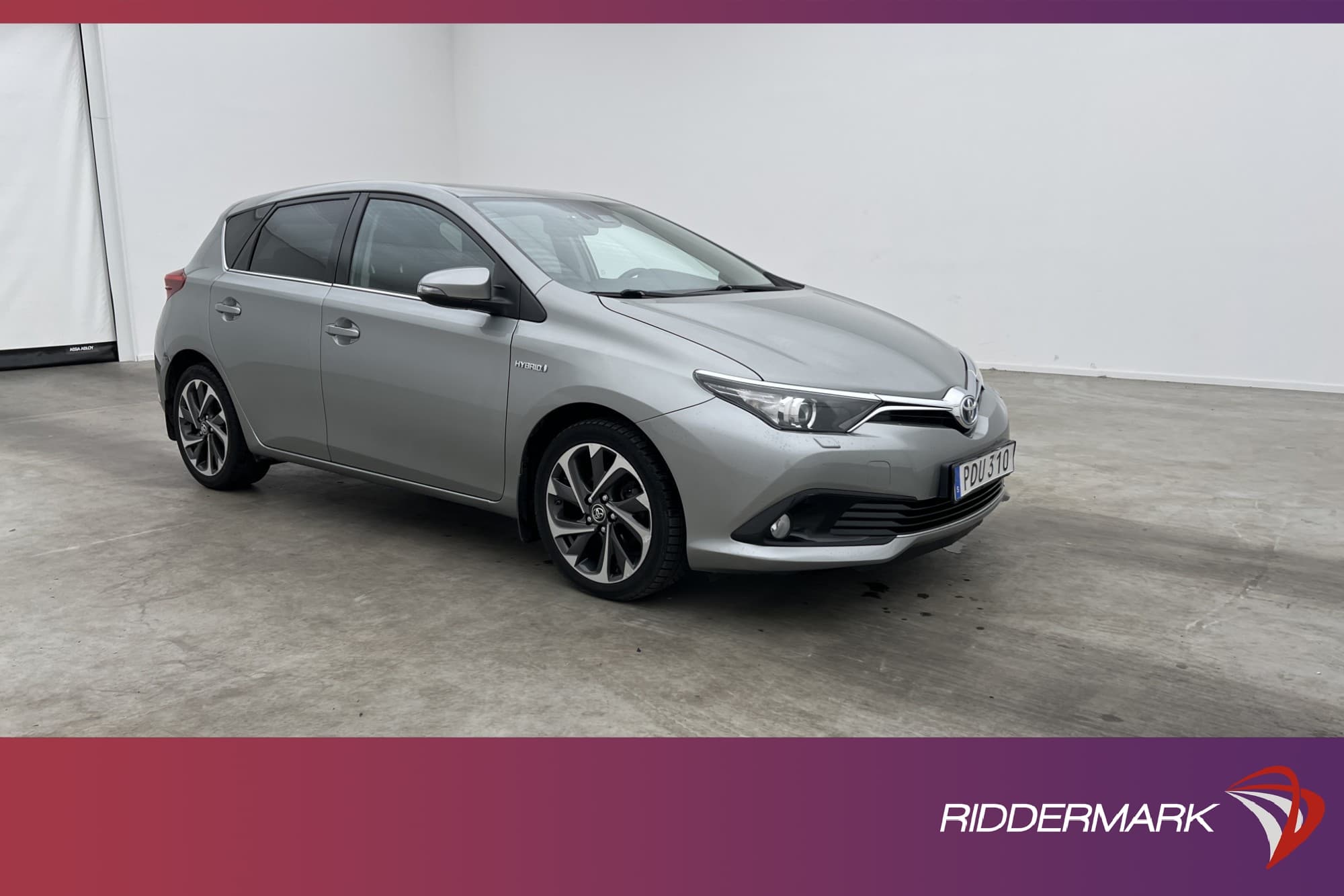 Toyota Auris Hybrid 136hk