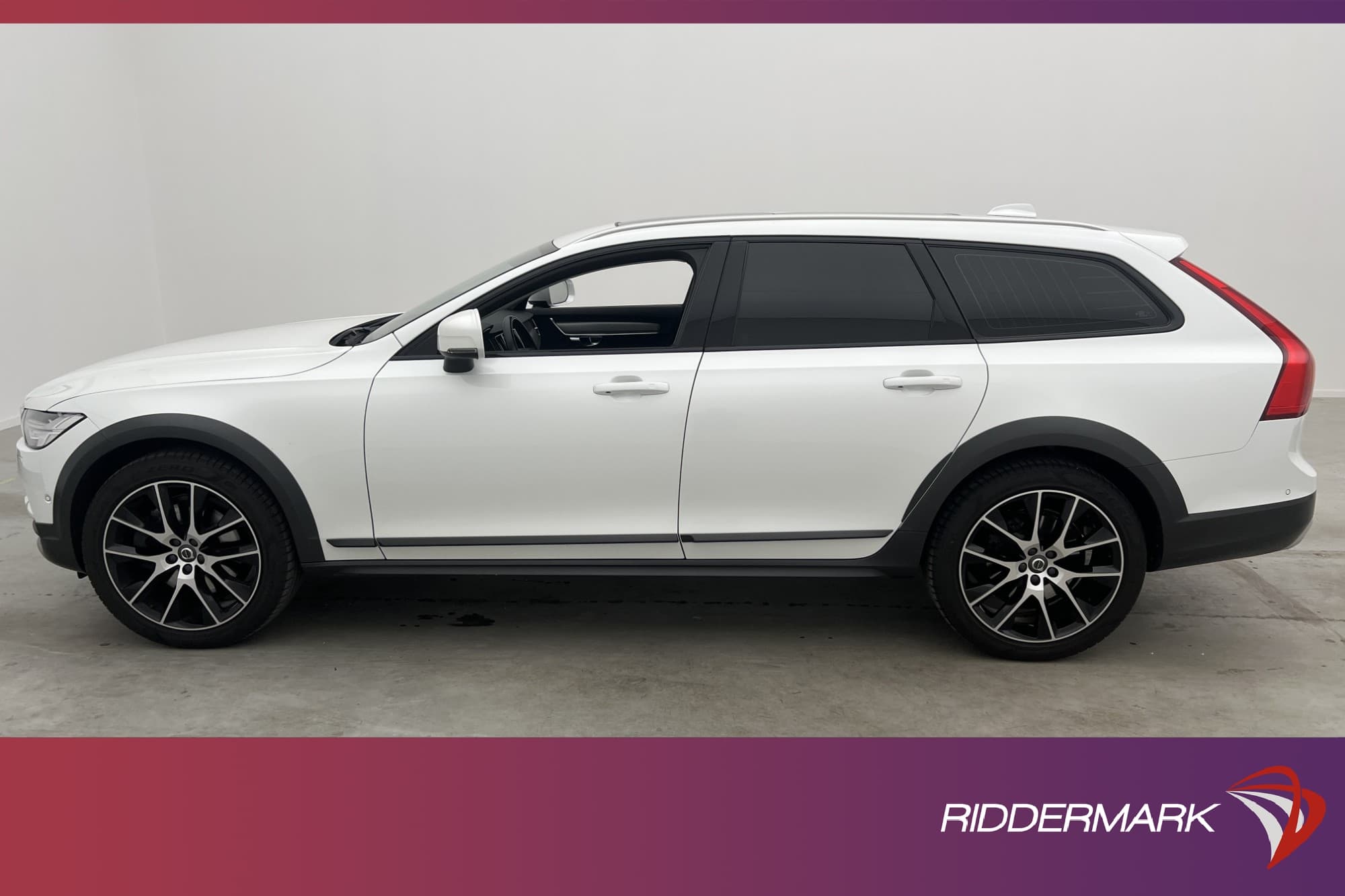 Volvo V90 Cross Country T5 AWD