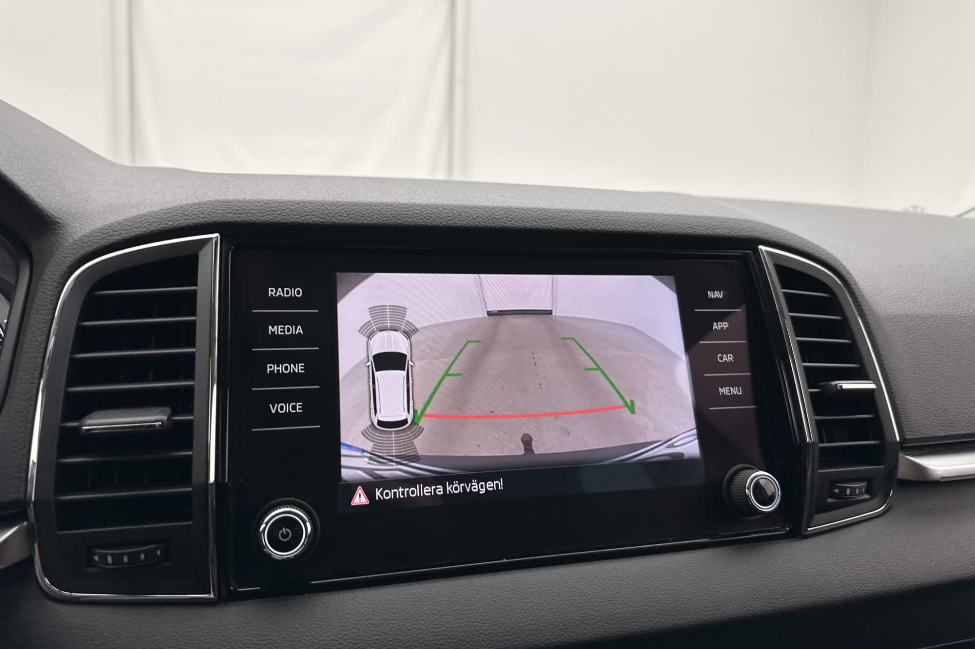 Škoda Karoq 2.0 TDI 4x4 150hk Navi Kamera Canton D-värm Drag